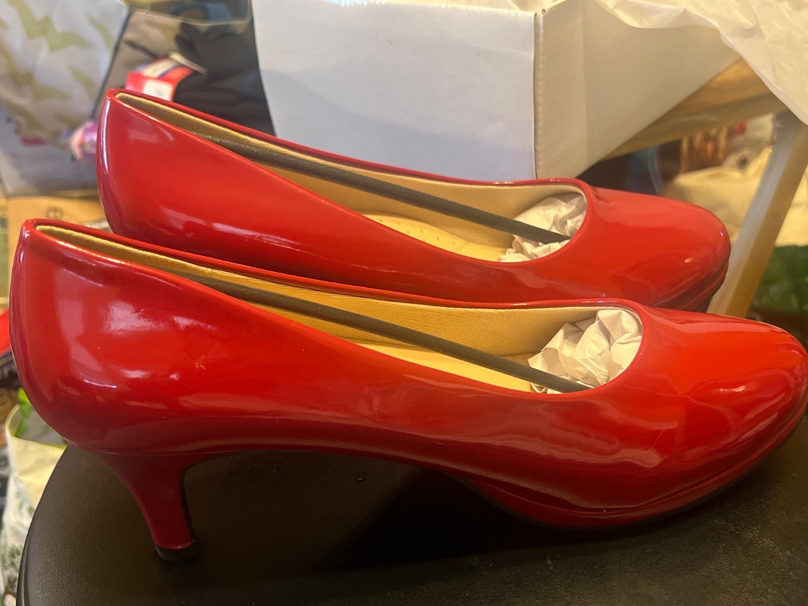 Angel Steps Pumps Feature A Vibrant Red Patent Leather Finish And A Low Heel Angel Steps Pumps Feature A Vibrant Red Patent Leather Finish And A Low Heel