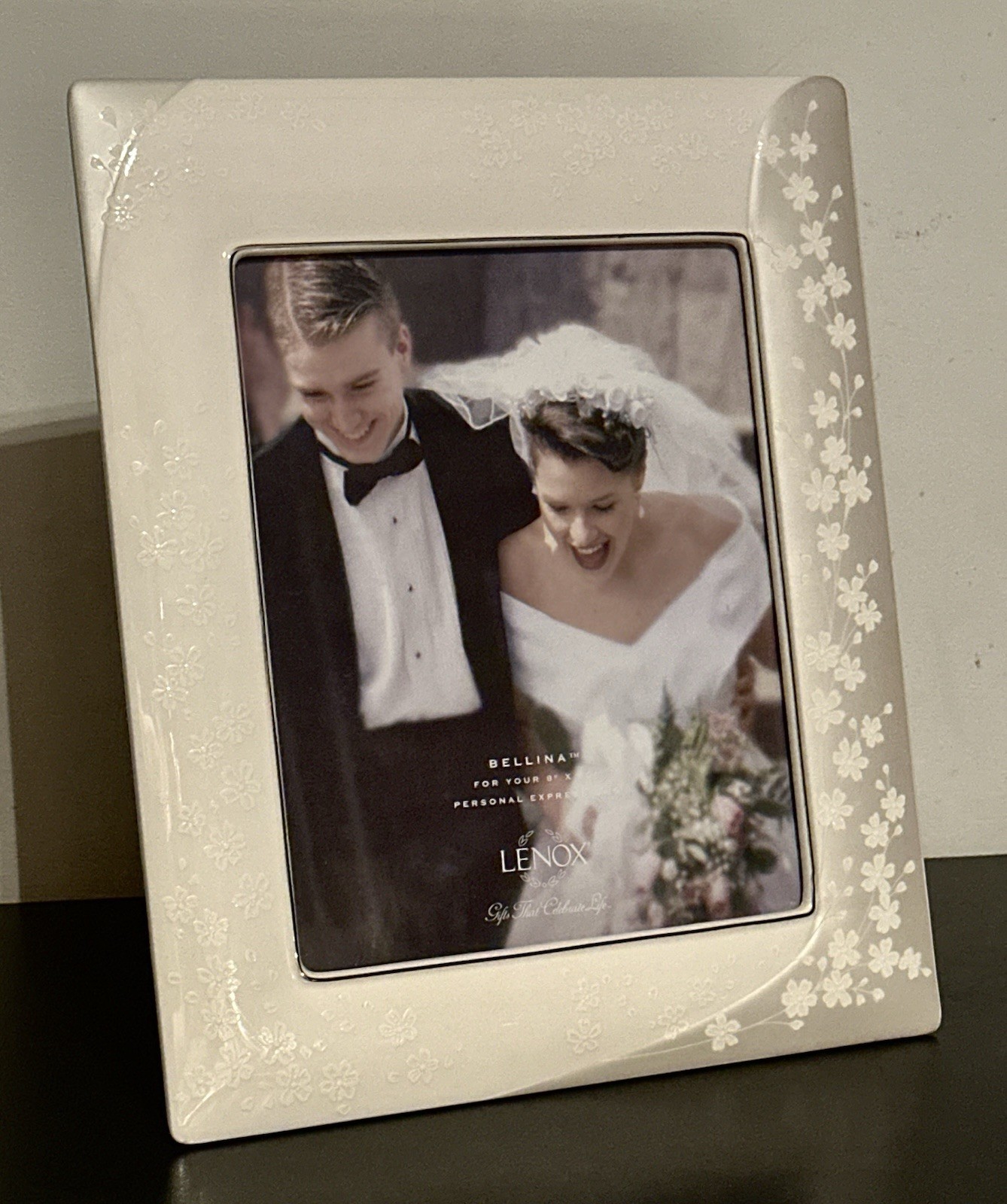 NEW LENOX PORCELAIN WEDDING PHOTO FRAME GIFT FITS 8 X 10 PICTURE 11.25 X 13.75
