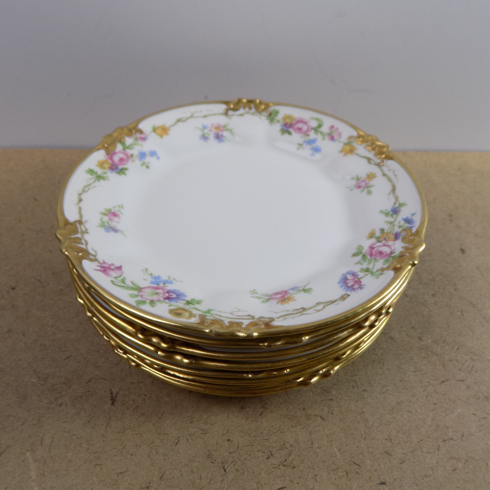 8 GDA Chas Field Haviland Limoges Porcelain Bread Plates 6.25 8 GDA Chas Field Haviland Limoges Porcelain Bread Plates 6.25