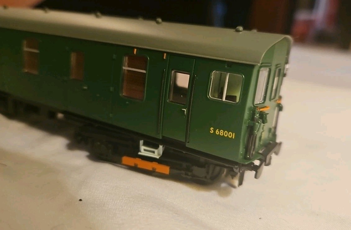 Bachmann 31-265A OO Gauge Class 419 MLV S68001 BR (SR) Green (No Box) Bachmann 31-265A OO Gauge Class 419 MLV S68001 BR (SR) Green (No Box)
