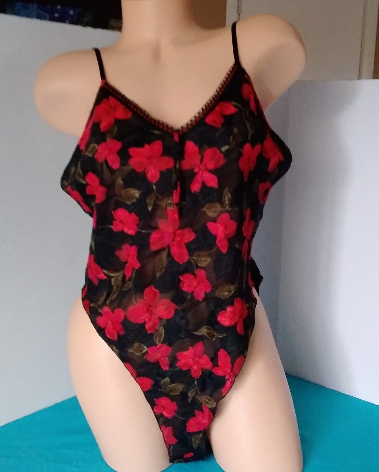 Vintage Teddie Lingerie Blanche Bodysuit Black & Red Floral Size Large Vintage Teddie Lingerie Blanche Bodysuit Black & Red Floral Size Large