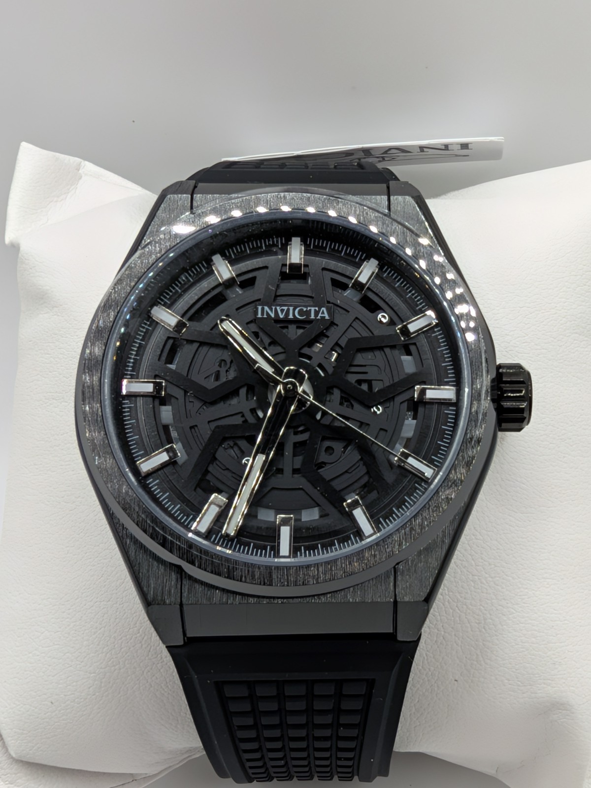 Invicta Speedway Rim Men's Watch - 46mm 70057 Black W/Black Silicone Band New
