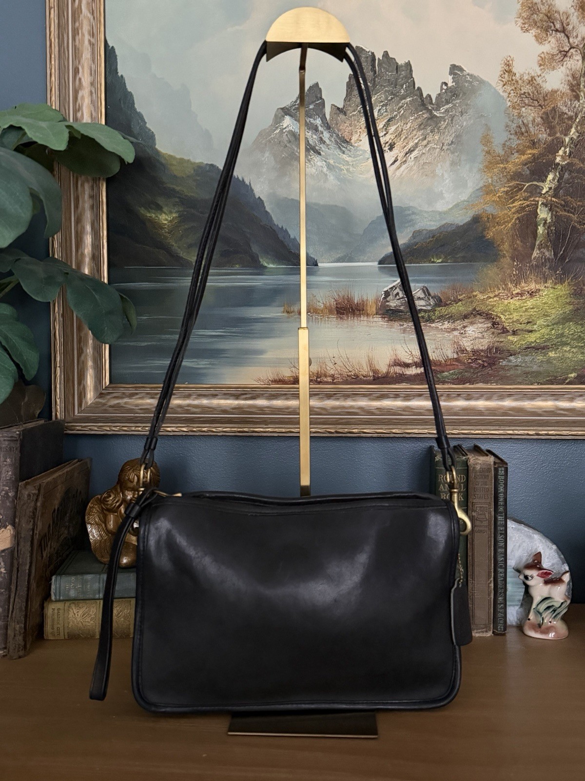Vintage 70s Coach 9455 Basic Bag Black Leather NYC USA Crossbody  Brass