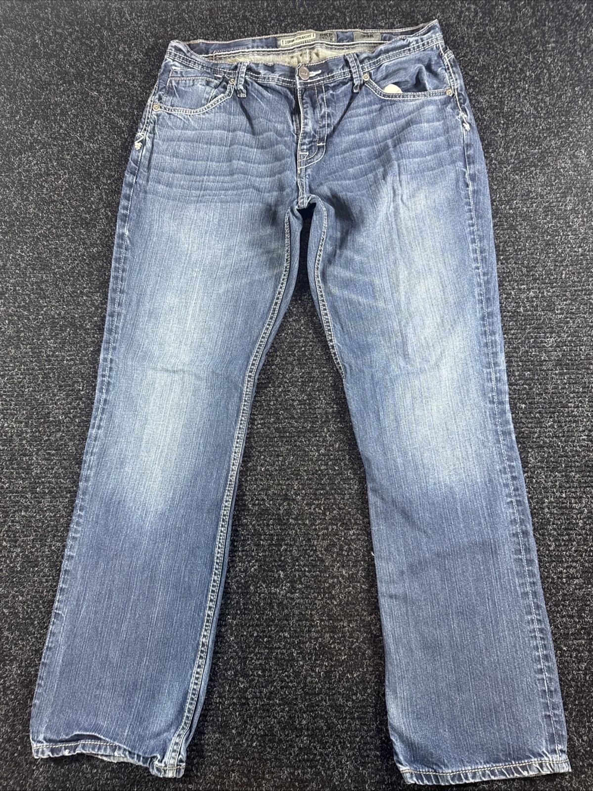 BKE Buckle Derek Straight Jeans Men\'s 34R Distressed Medium Wash Western Denim BKE Buckle Derek Straight Jeans Men\'s 34R Distressed Medium Wash Western Denim