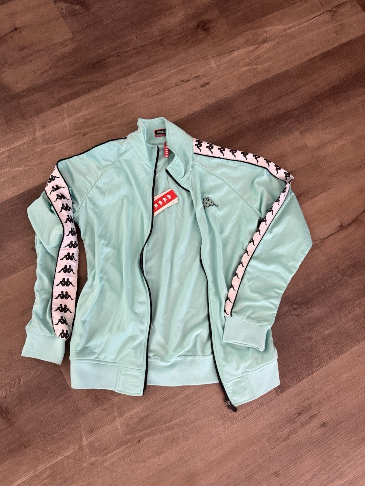 New W Defects Size Large WMNS Kappa Track jacket Turquoise New W Defects Size Large WMNS Kappa Track jacket Turquoise
