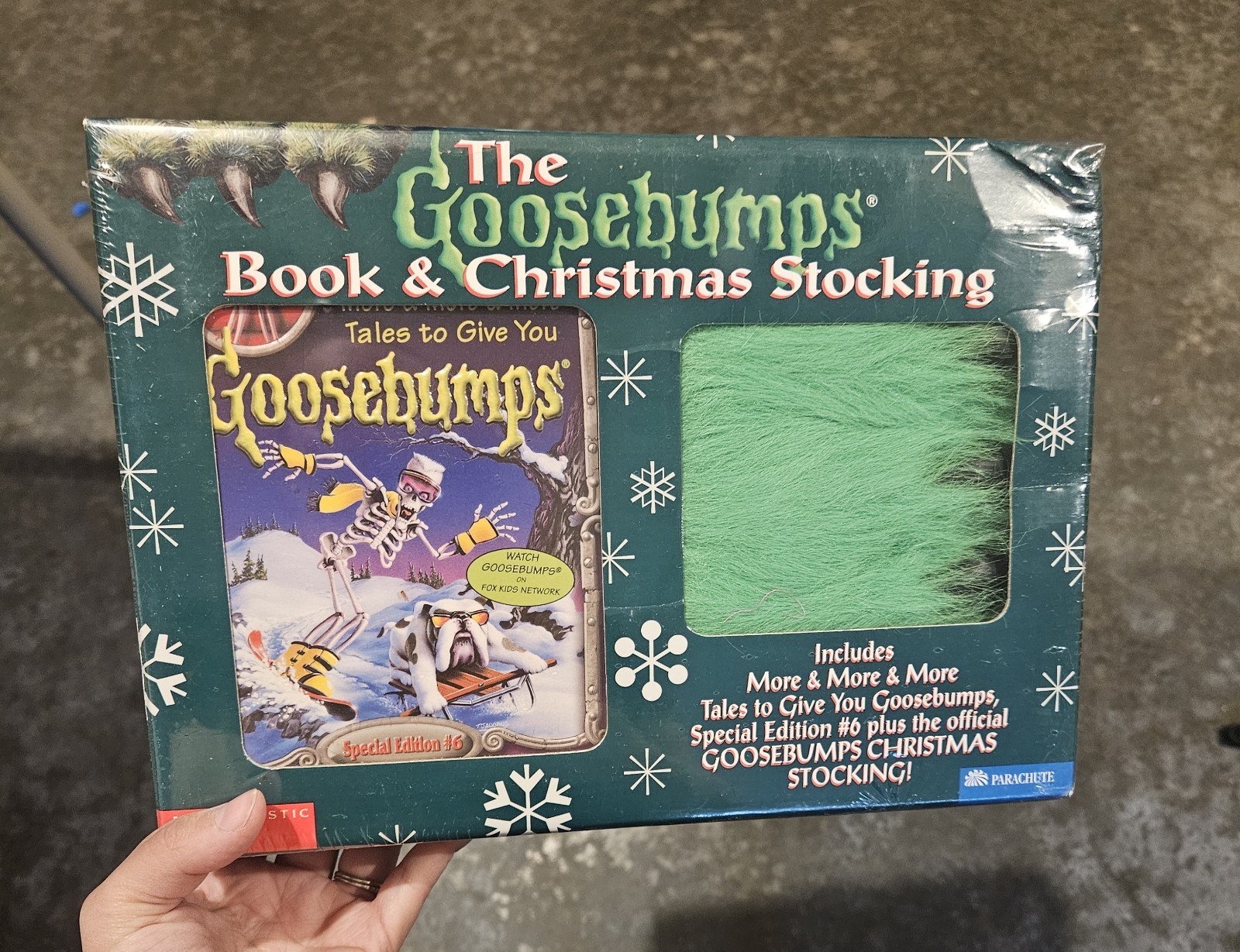 The Goosebumps  Book And Christmas Stocking VINTAGE 1997