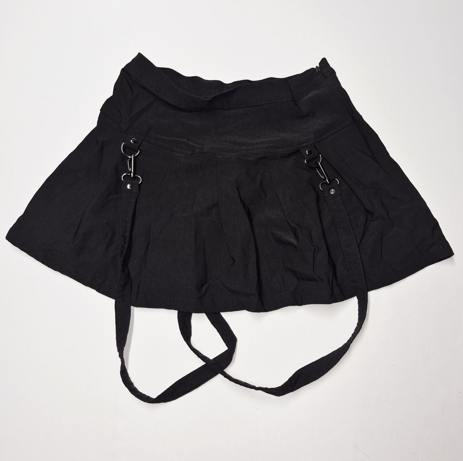 Killstar Kihilist Merely A Madness Mini Skirt Large Black Pleated Strap NWOT