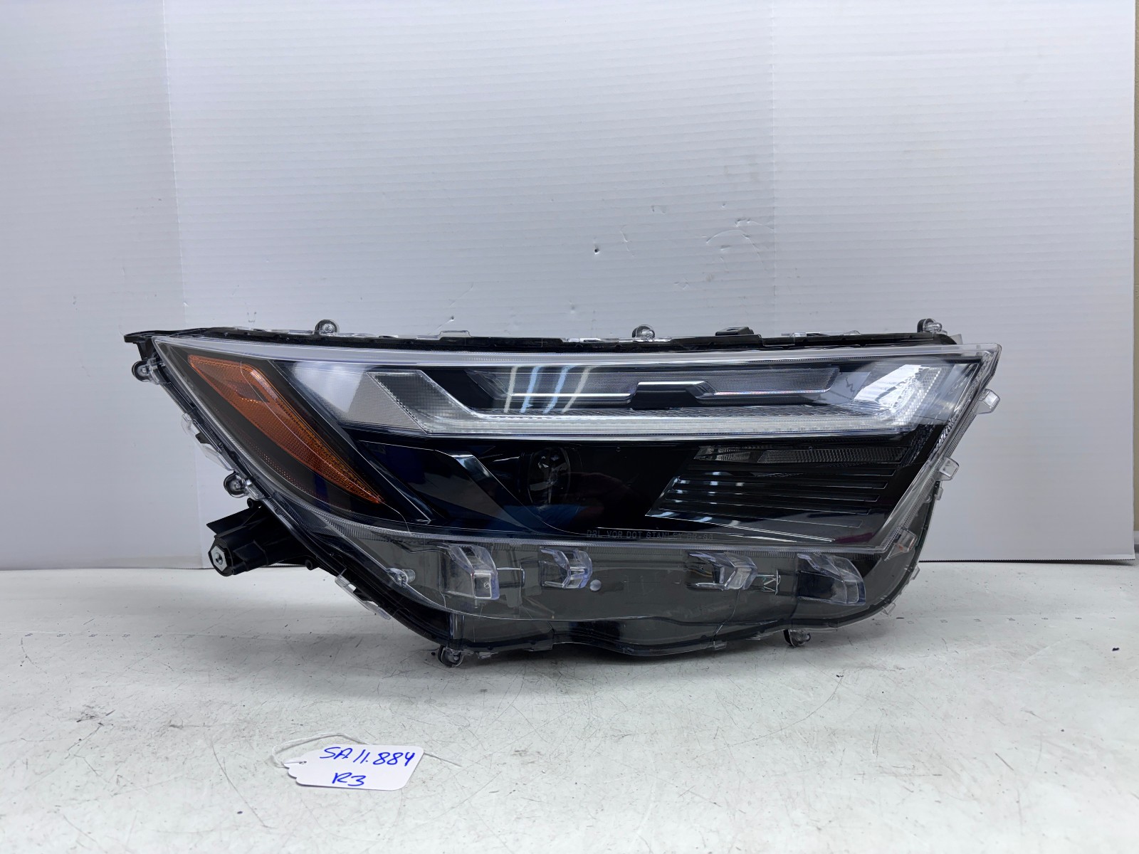 nice 2022 2023 2024 2025 Toyota Rav4 Led Front Right OEM Headlight 81110-0r360 nice 2022 2023 2024 2025 Toyota Rav4 Led Front Right OEM Headlight 81110-0r360