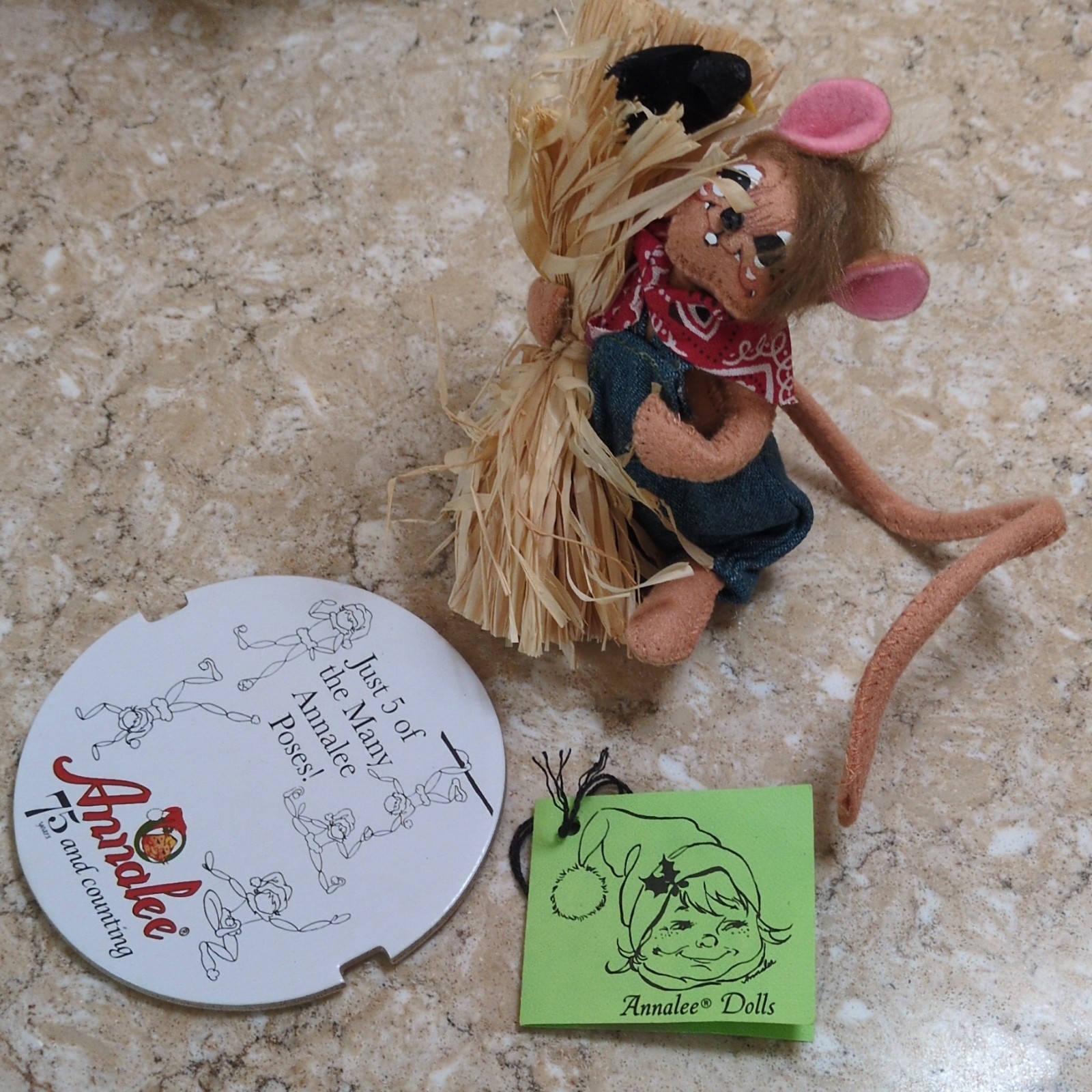 Very Rare, Annalee Handmade Felt Mouse Doll Figurine with Raffia Straw and Tags Very Rare, Annalee Handmade Felt Mouse Doll Figurine with Raffia Straw and Tags