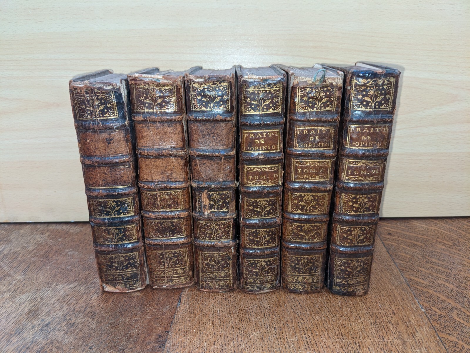 antique book - Le Gendre - Treatise de l\'opinion 6/6 - 1735