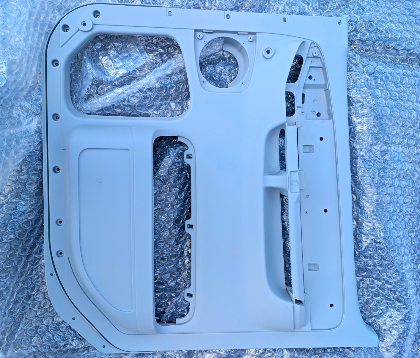 Right Passenger Cab Door Panel for 1996-2010 Freightliner Century Columbia Truck