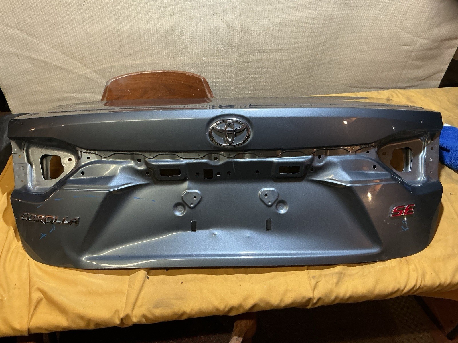 OEM 2020–2025 Toyota Corolla  trunk lid