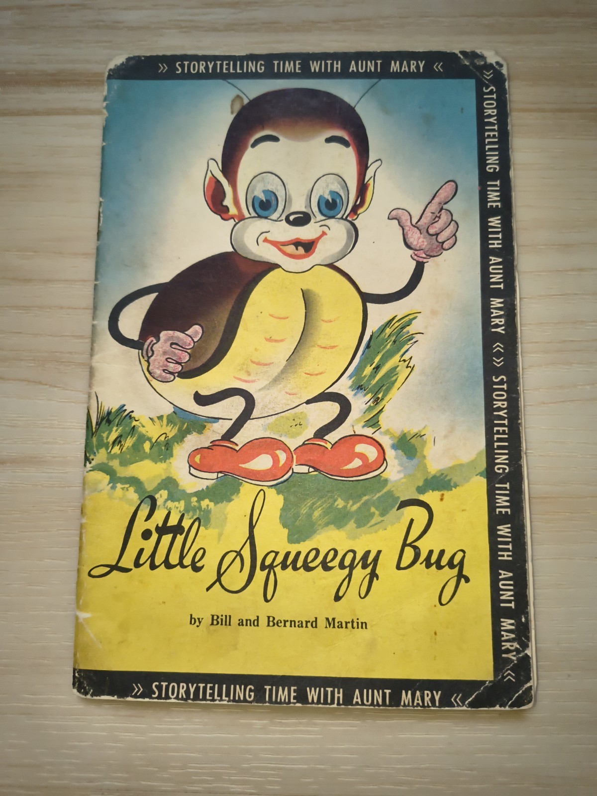 Vintage 1948 LITTLE SQUEEGY BUG by Bill & Bernard Martin Aunt Mary Paperback