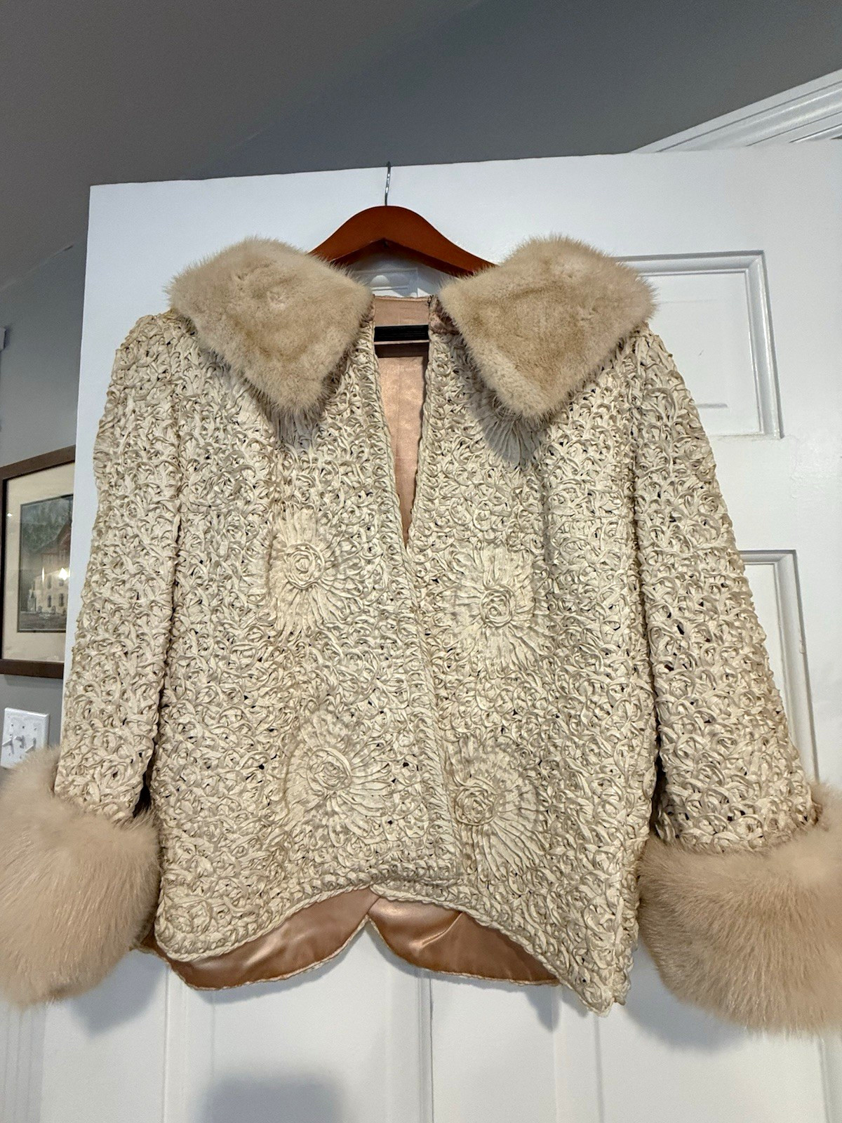 VTG 1950s Cream Silk Soutache Ribbon Knit Evening Jacket Blonde Mink Fur Collar VTG 1950s Cream Silk Soutache Ribbon Knit Evening Jacket Blonde Mink Fur Collar