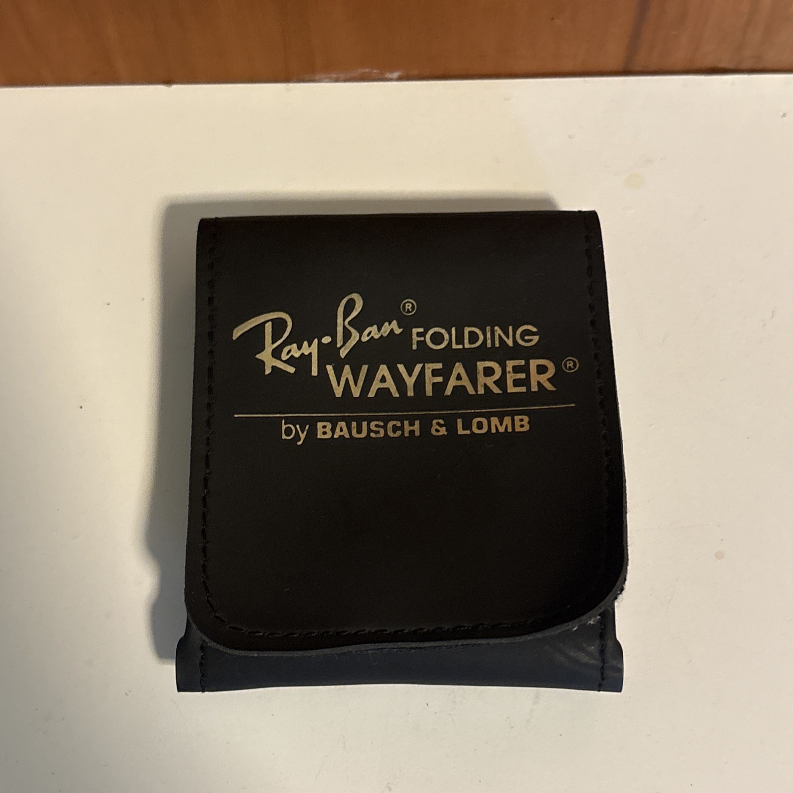 Vintage Ray Ban Wayfarer Folding Bausch & Lomb Sunglasses Case ONLY Pouch Vintage Ray Ban Wayfarer Folding Bausch & Lomb Sunglasses Case ONLY Pouch