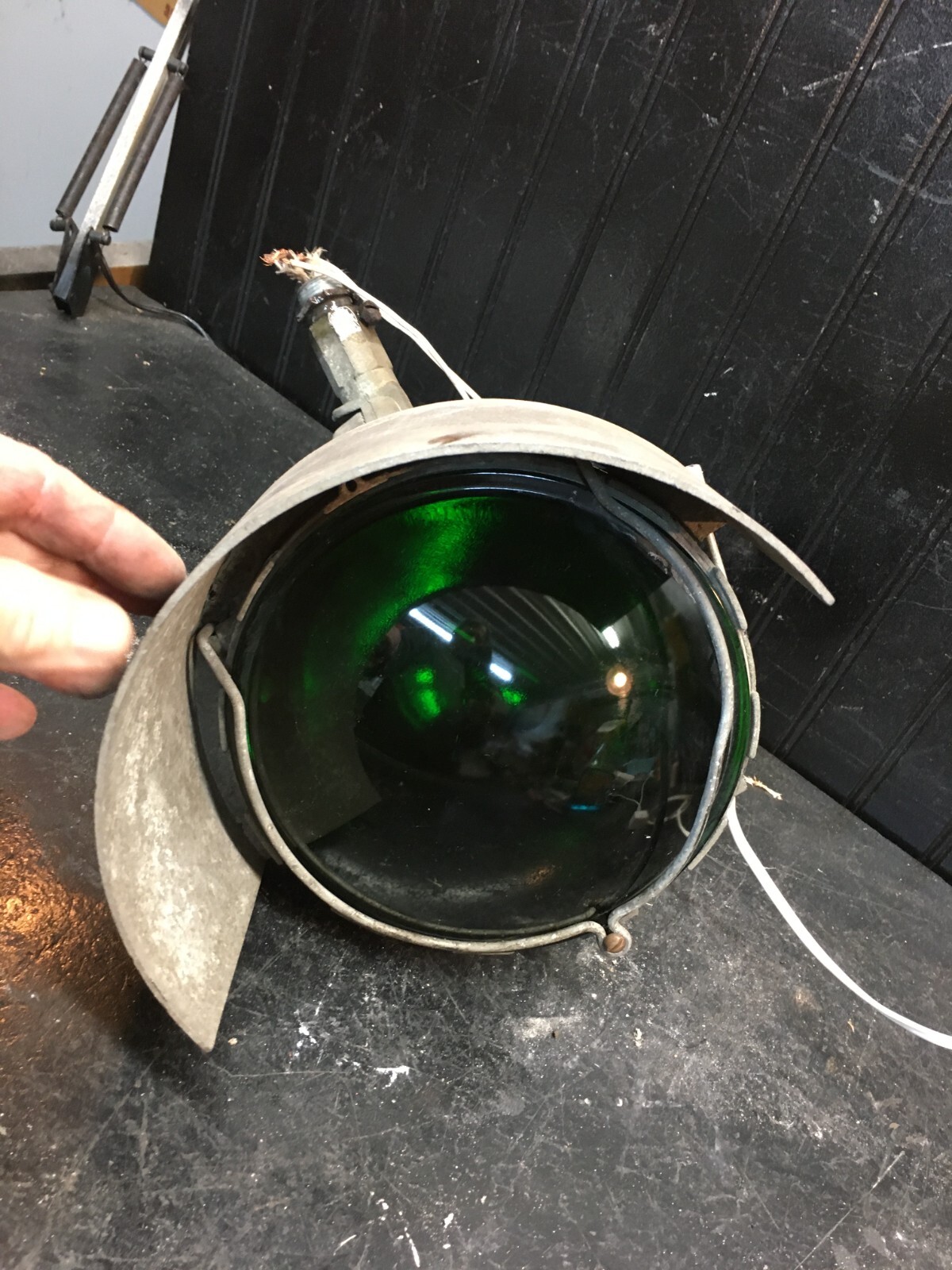 VTG STONCO OUTDOOR TRAFFIC LAMP FIXURE Explosion Proof Industrial Theatrical VTG STONCO OUTDOOR TRAFFIC LAMP FIXURE Explosion Proof Industrial Theatrical