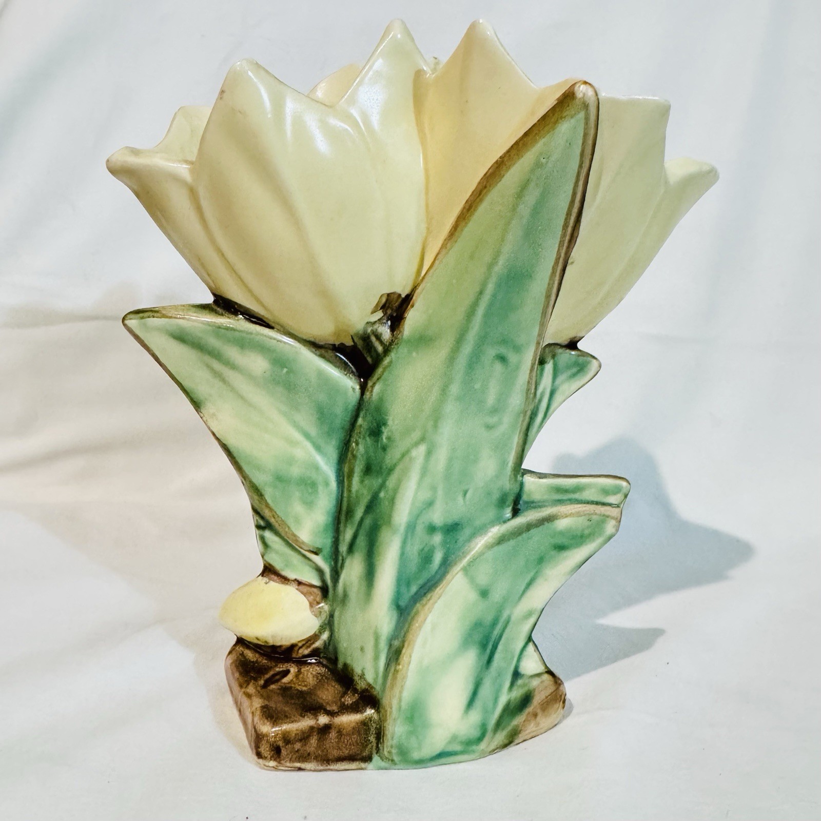 Vintage McCoy Figural Double Yellow Tulip Flower Form Vase MCM Floral Pottery 8”