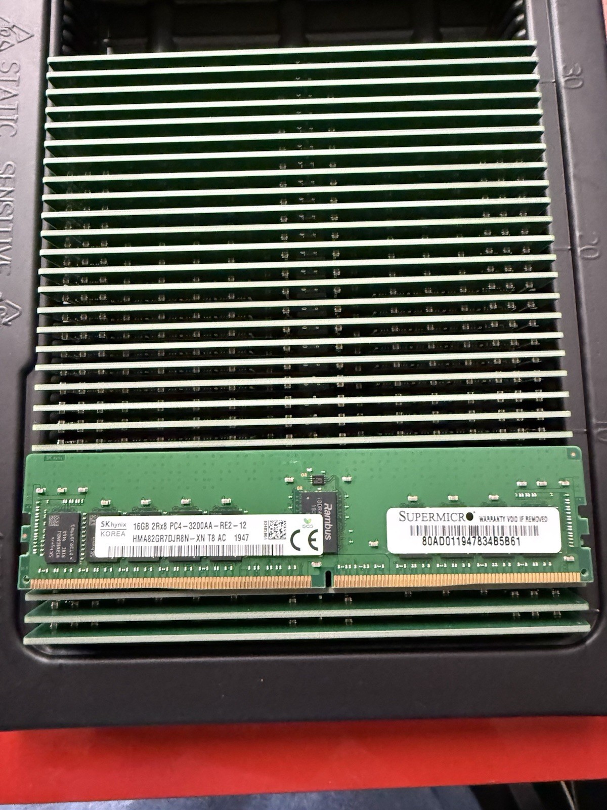 LOT Of 32 SK hynix 16GB DDR4-3200 ECC RDIMM PC4-3200AA HMA82GR7DJR8N