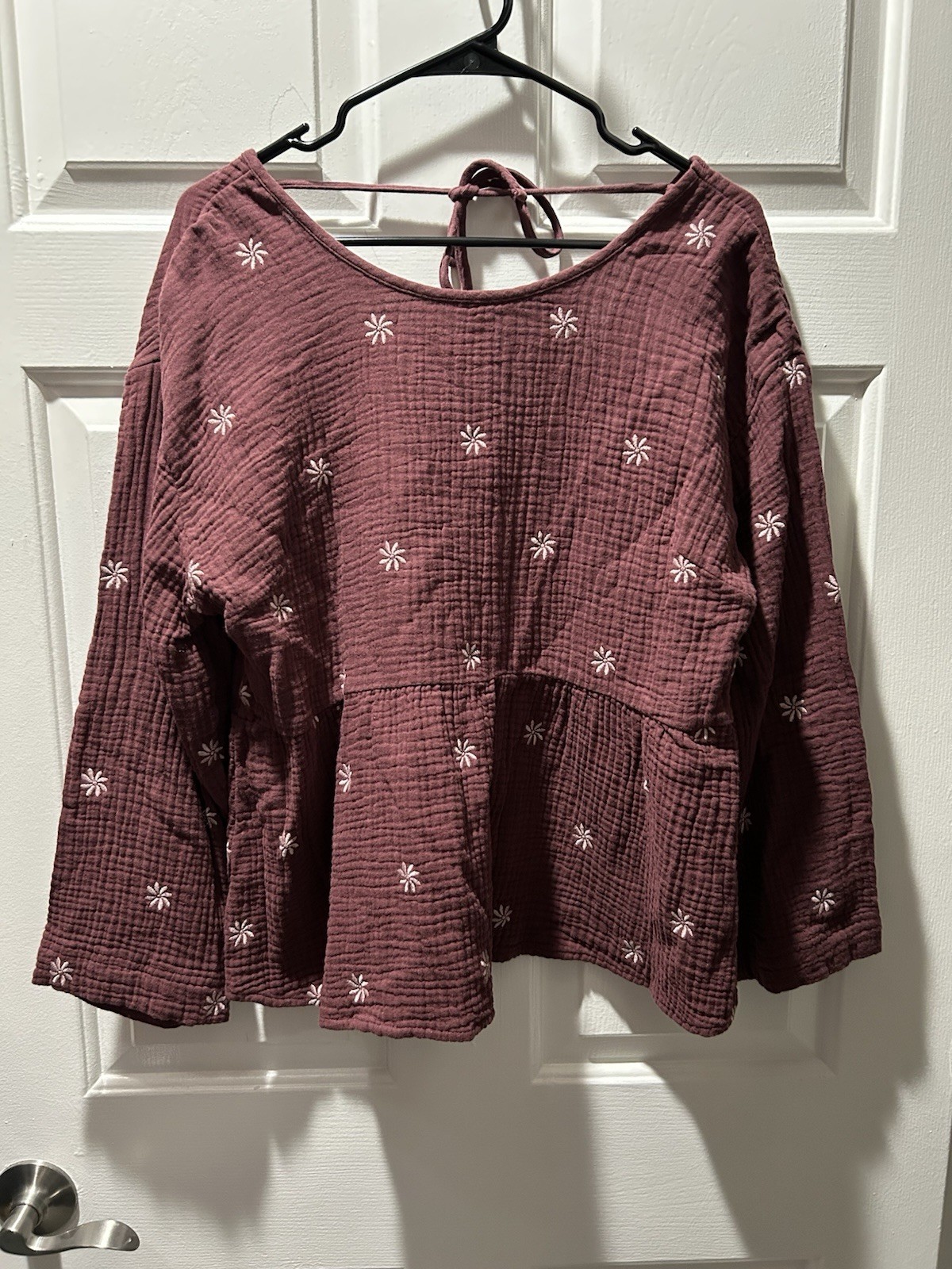 Madewell Embroidered Lightspun Peplum Open-Back Top Vintage Mulberry Size Large Madewell Embroidered Lightspun Peplum Open-Back Top Vintage Mulberry Size Large
