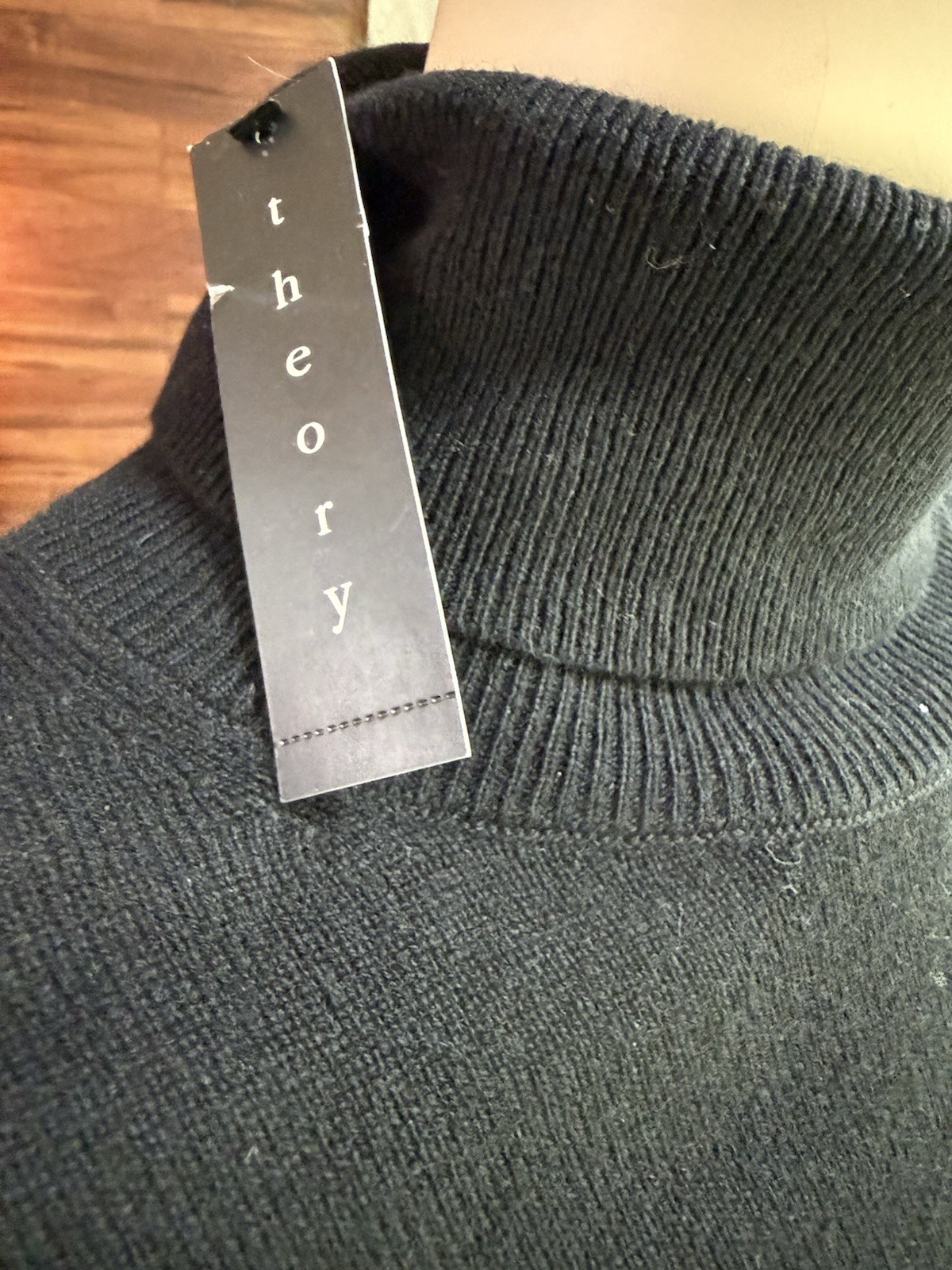 Theory Pristelle Cashmere Knit Turtleneck Pullover Sweater Black M, NEW $385