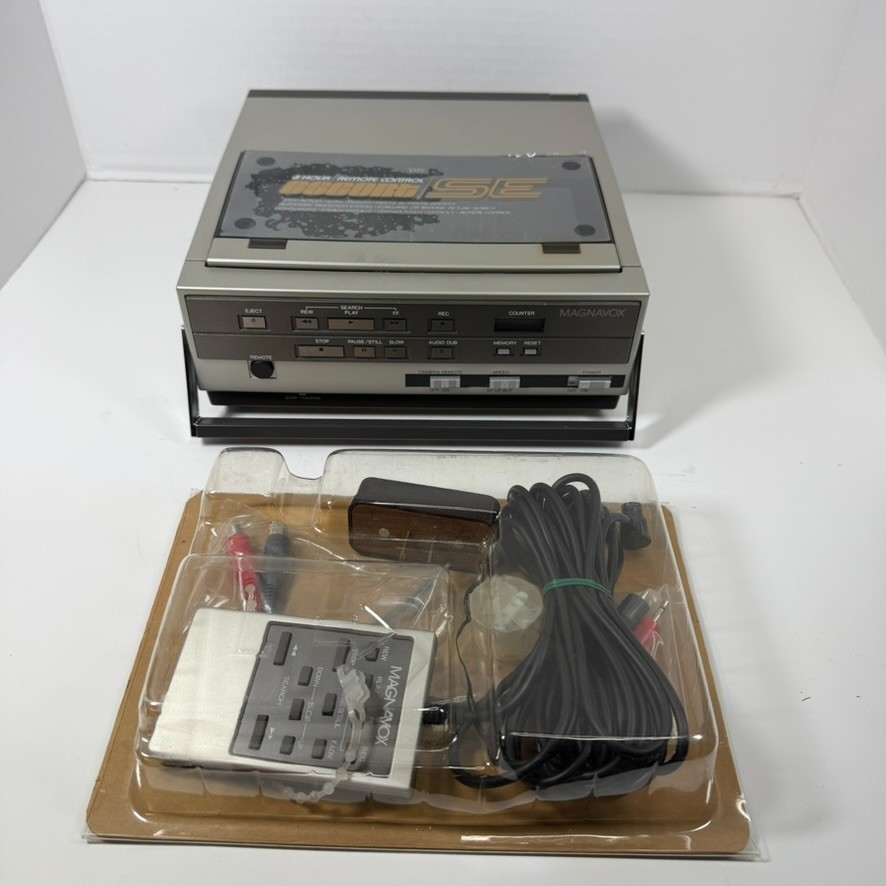 RARE Vintage 1980's Top Loading Portable MAGNAVOX VCR VR8356BKO1 TESTED RARE Vintage 1980's Top Loading Portable MAGNAVOX VCR VR8356BKO1 TESTED