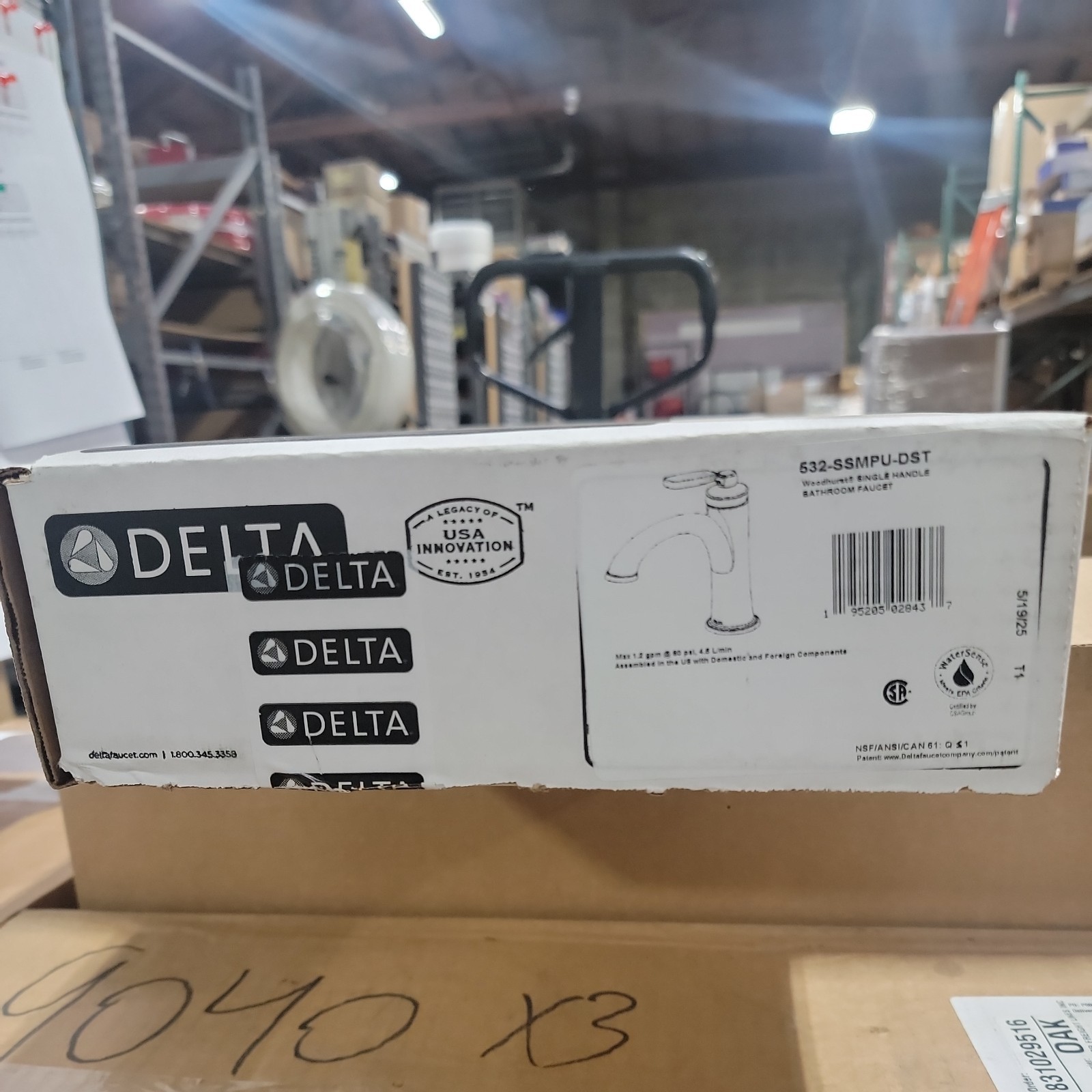 DELTA Single Handle Bathroom Faucet 532-SSMPU-DST