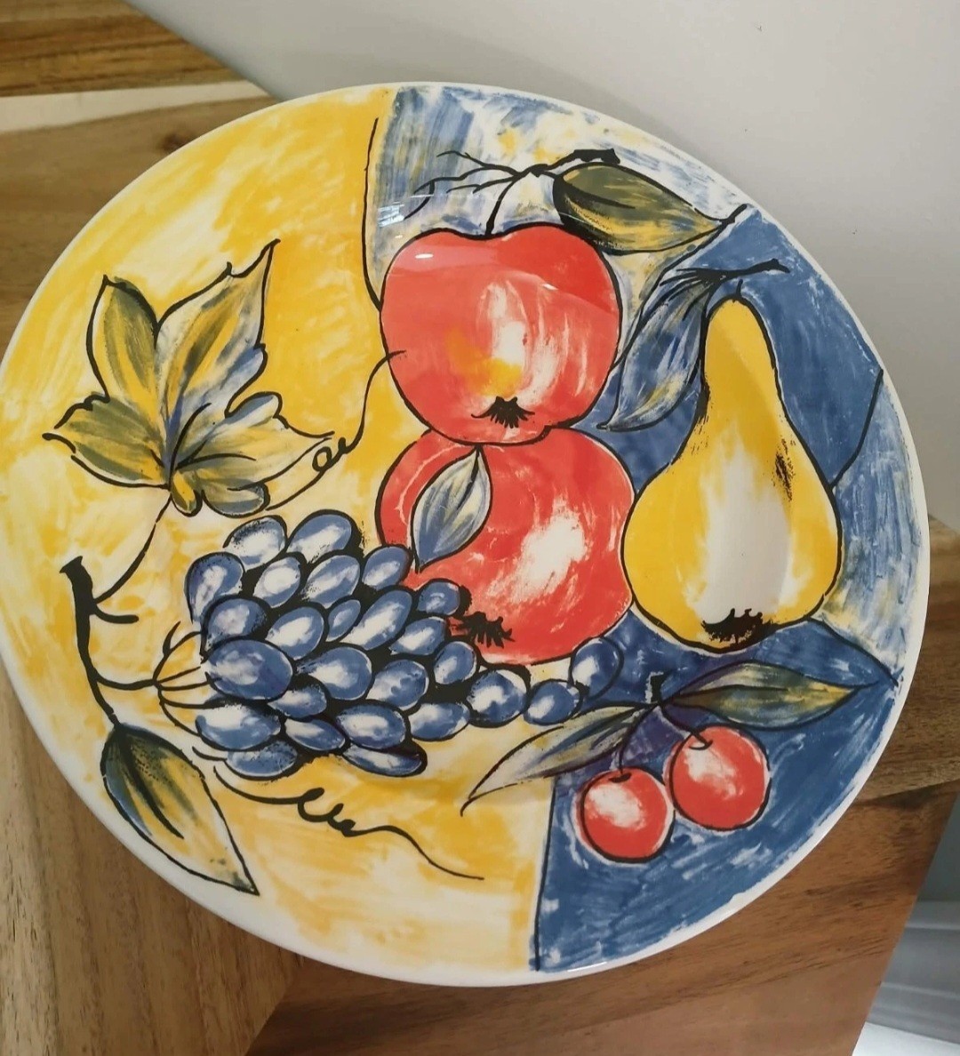 Pier 1 Italy Hand Painted Grapes Apples Pears on Blue Yellow 2 Soup Bowls UNUSED