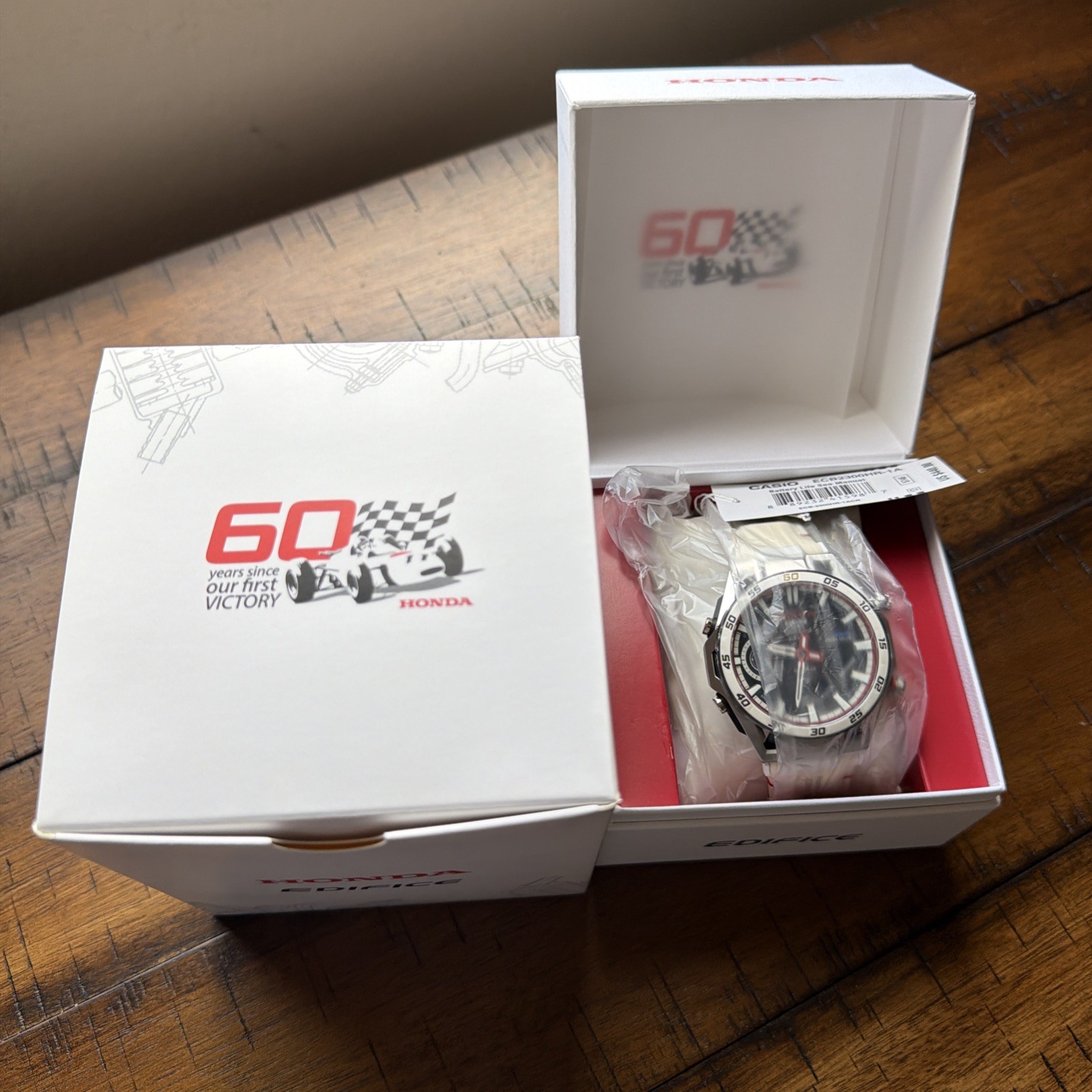 Casio Edifice × Honda ECB-2300HR-1ACR  F1 60th Anniversary Limited Edition