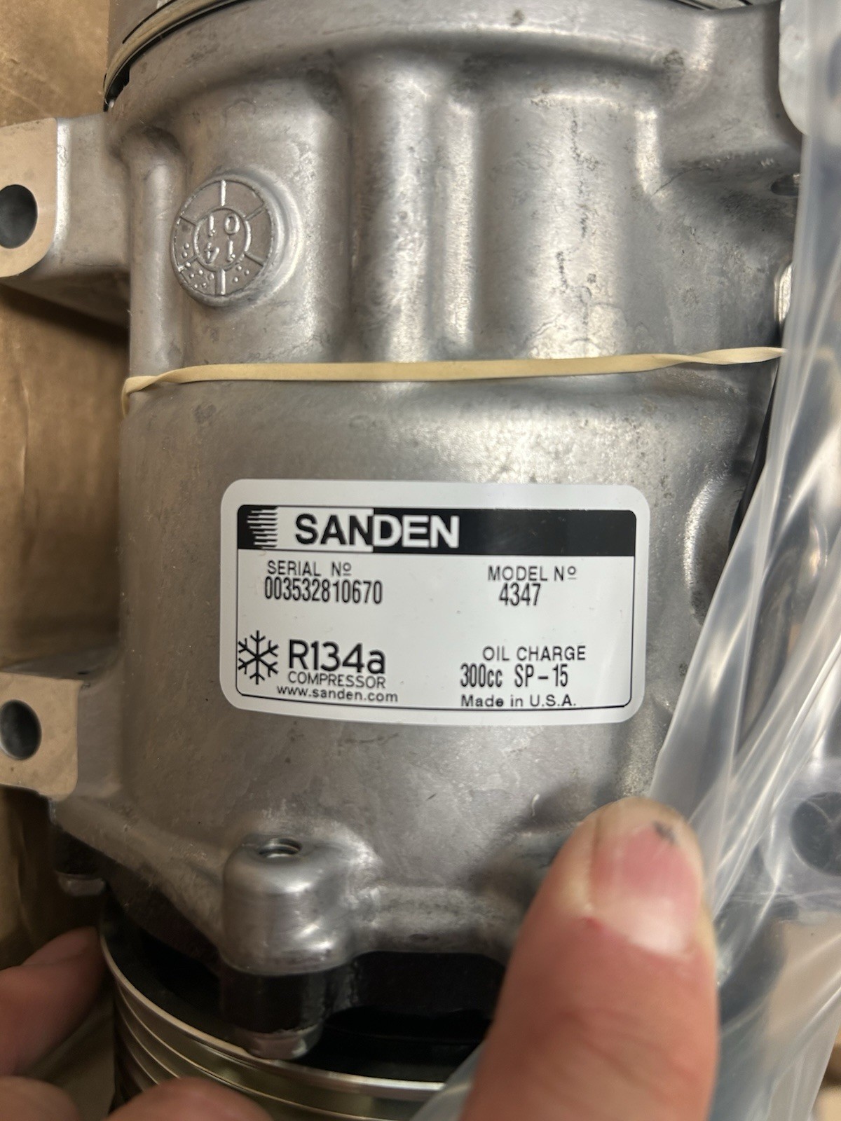 Sanden 4347 A/C Compressor 75R9622 International 3611894C91 SD7H15E SD7 G7 Sanden 4347 A/C Compressor 75R9622 International 3611894C91 SD7H15E SD7 G7