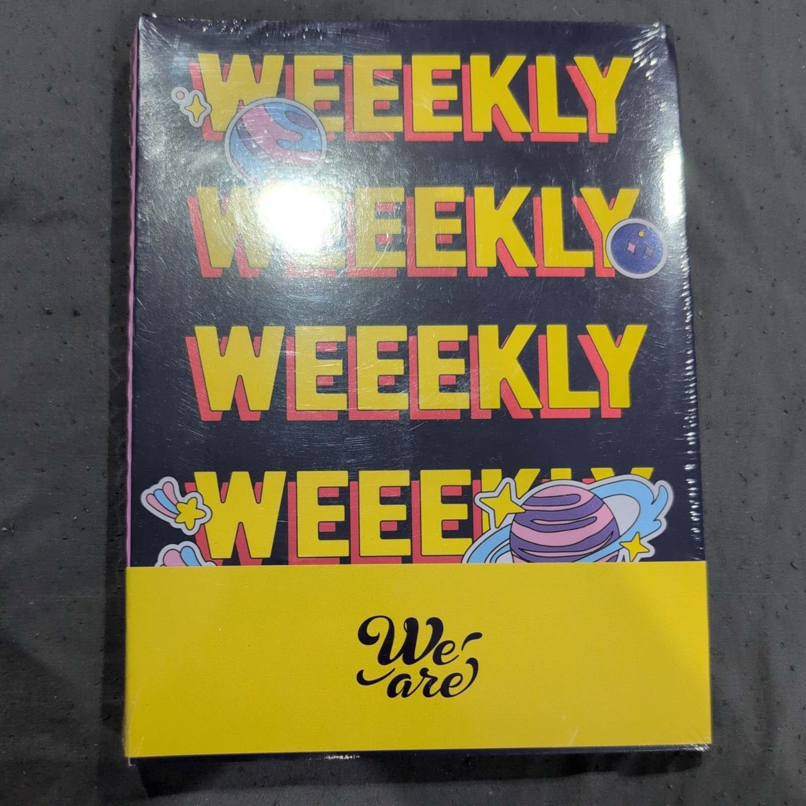 Brand new sealed Weeekly 1st Mini Album [We are] ready to ship