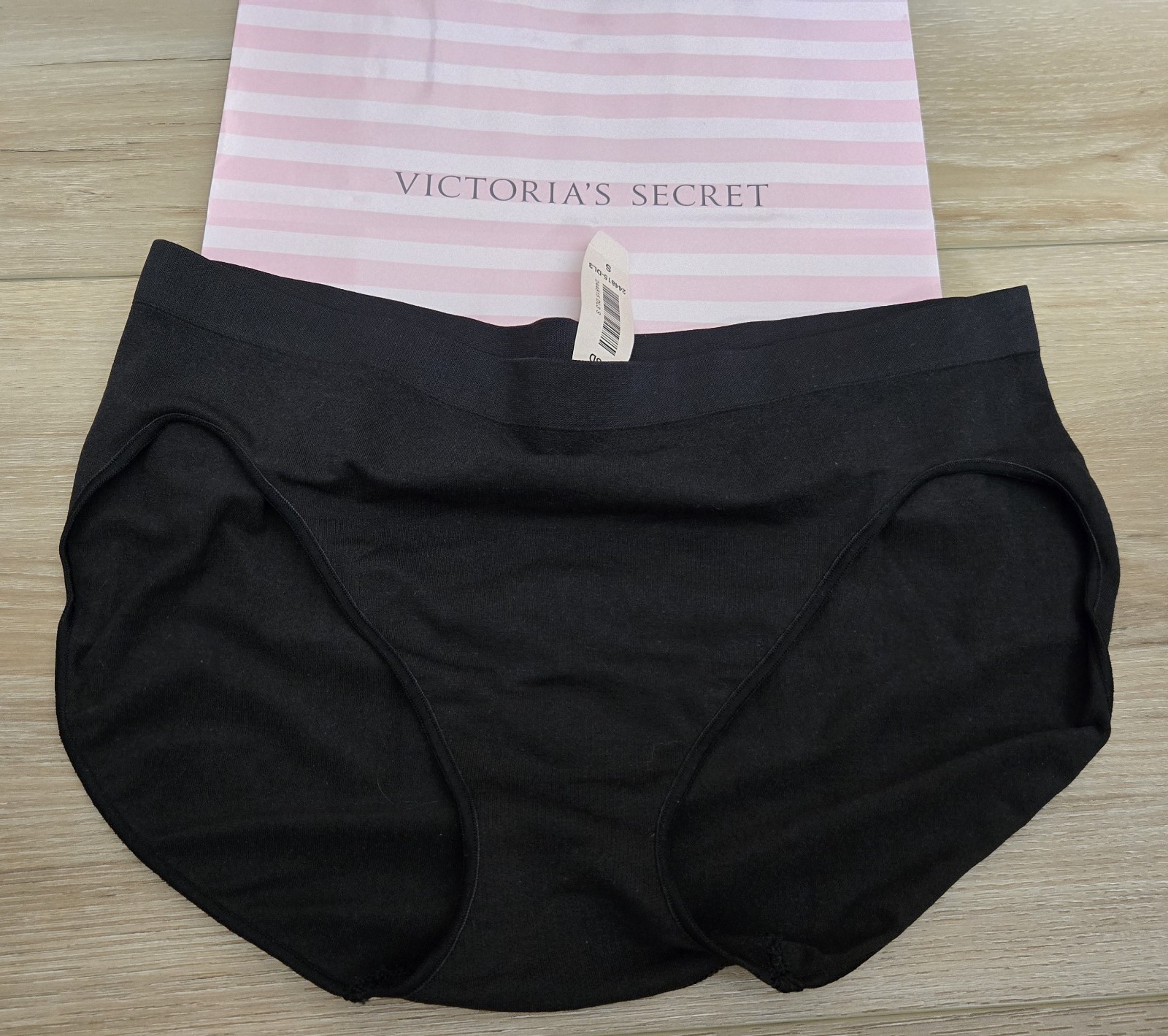 NWT Vintage Victoria\'s Secret Black Nylon Seamless High-Leg Brief Panties S NWT Vintage Victoria\'s Secret Black Nylon Seamless High-Leg Brief Panties S