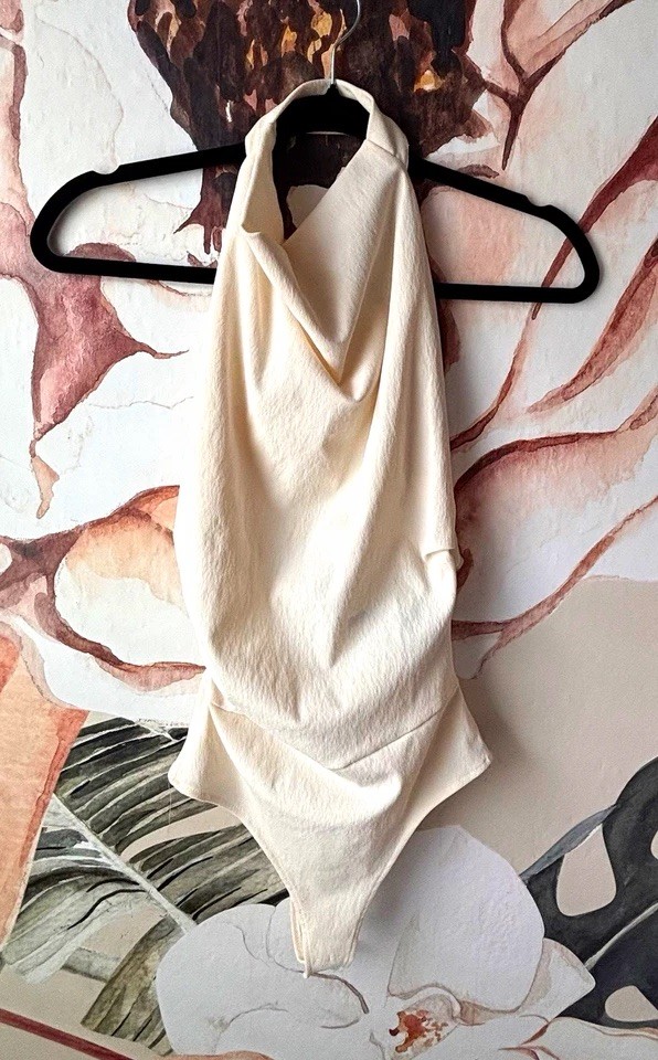 ZARA Cream Solid One Piece Bodysuit Women’s Regular Size S ZARA Cream Solid One Piece Bodysuit Women’s Regular Size S