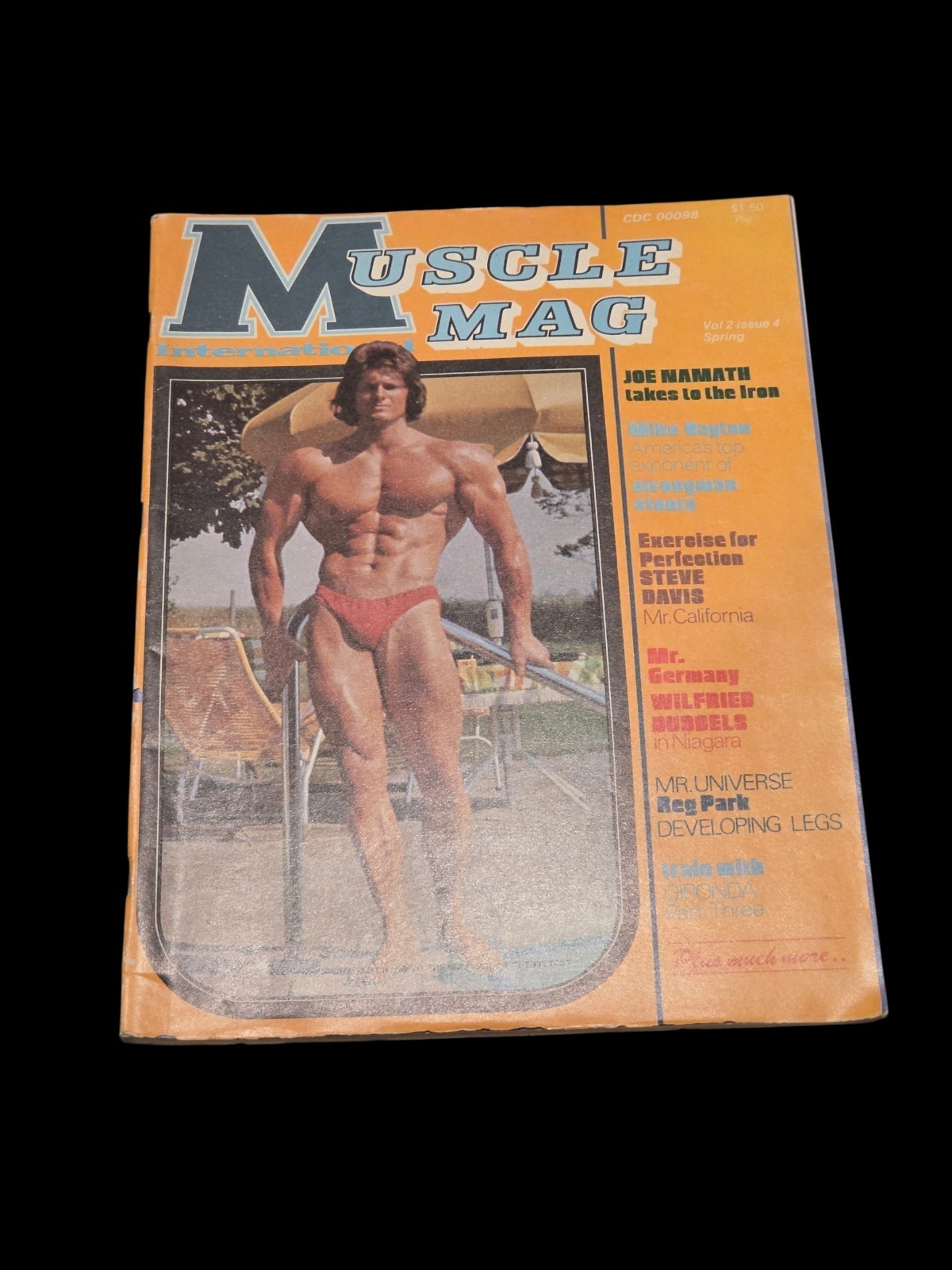 WILFRIED DUBBELS/Reeves/Namath - MuscleMag Bodybuilding Magazine - February 1977 WILFRIED DUBBELS/Reeves/Namath - MuscleMag Bodybuilding Magazine - February 1977