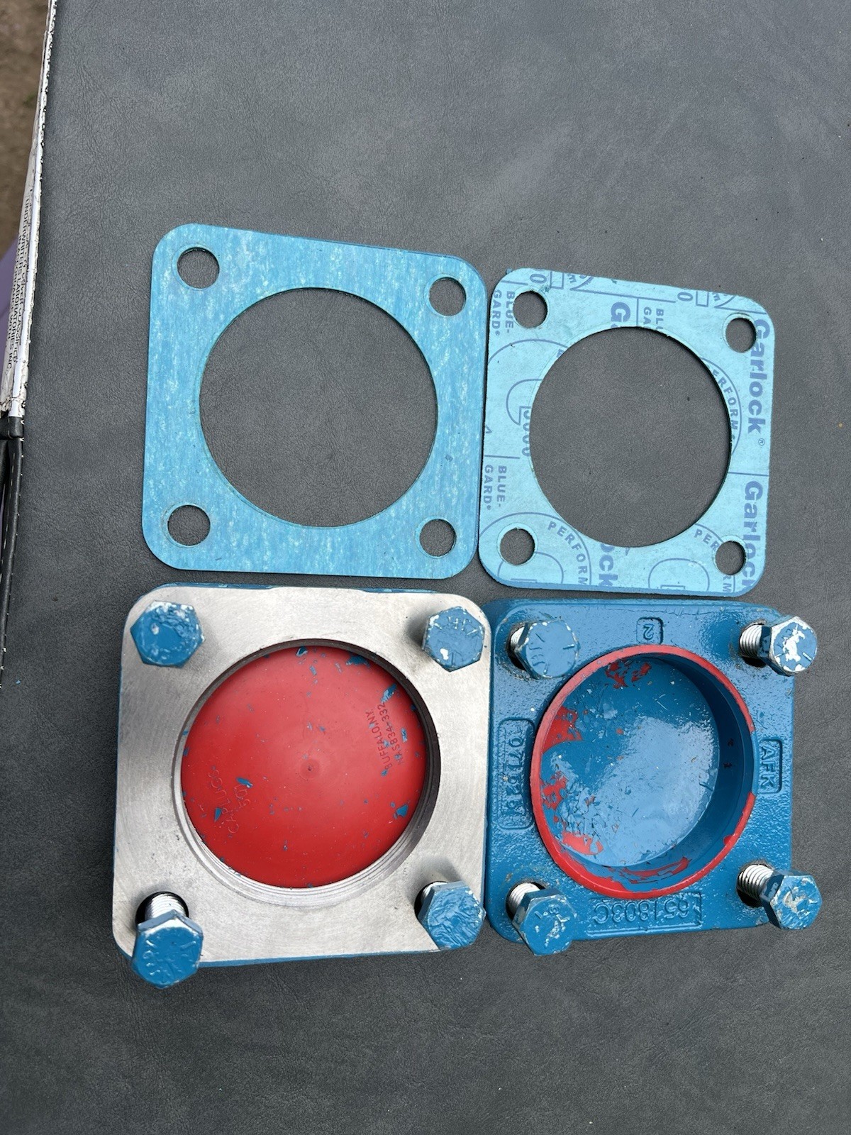 2x Blackmer Flange 3 2x Blackmer Flange 3