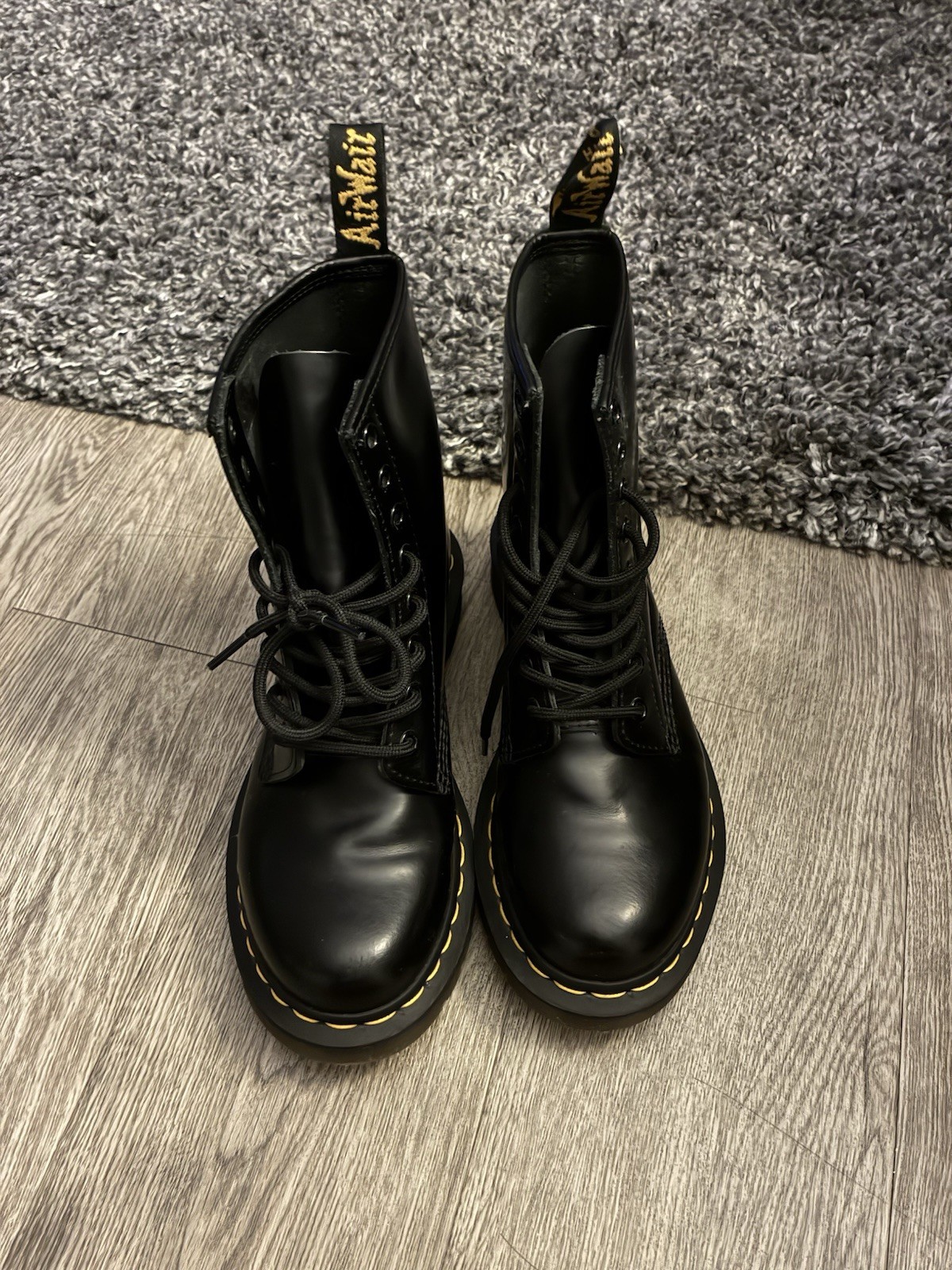 Doc Martins Size 7W Doc Martins Size 7W
