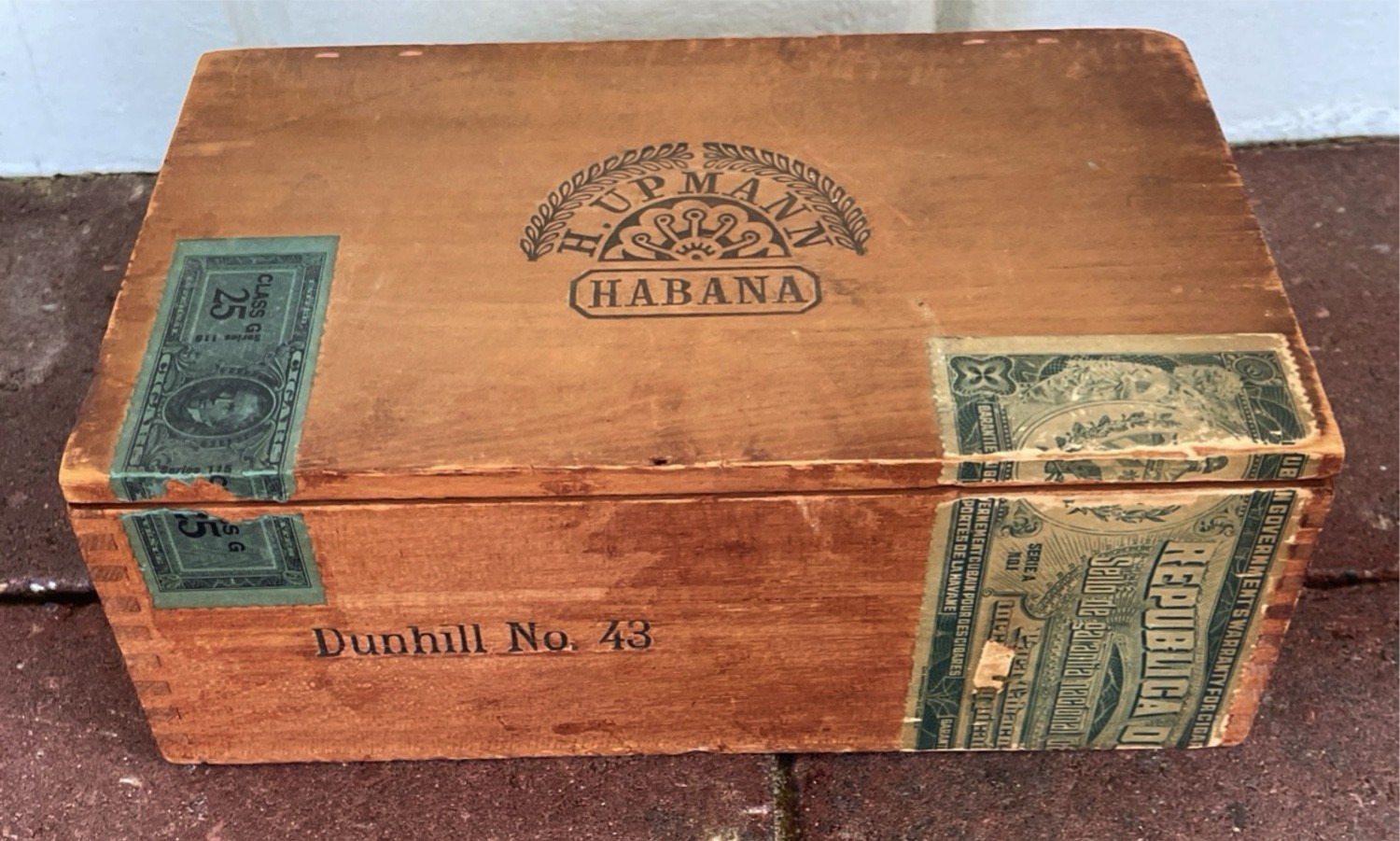 Vintage Wood Cuban Cigar Box, Tongue & Groove, Dunhill, H. Upmann