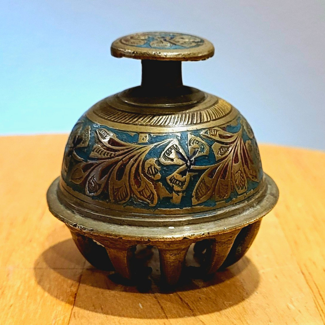 Indian Brass Elephant Claw Temple Bell (Vintage MCM) Indian Brass Elephant Claw Temple Bell (Vintage MCM)