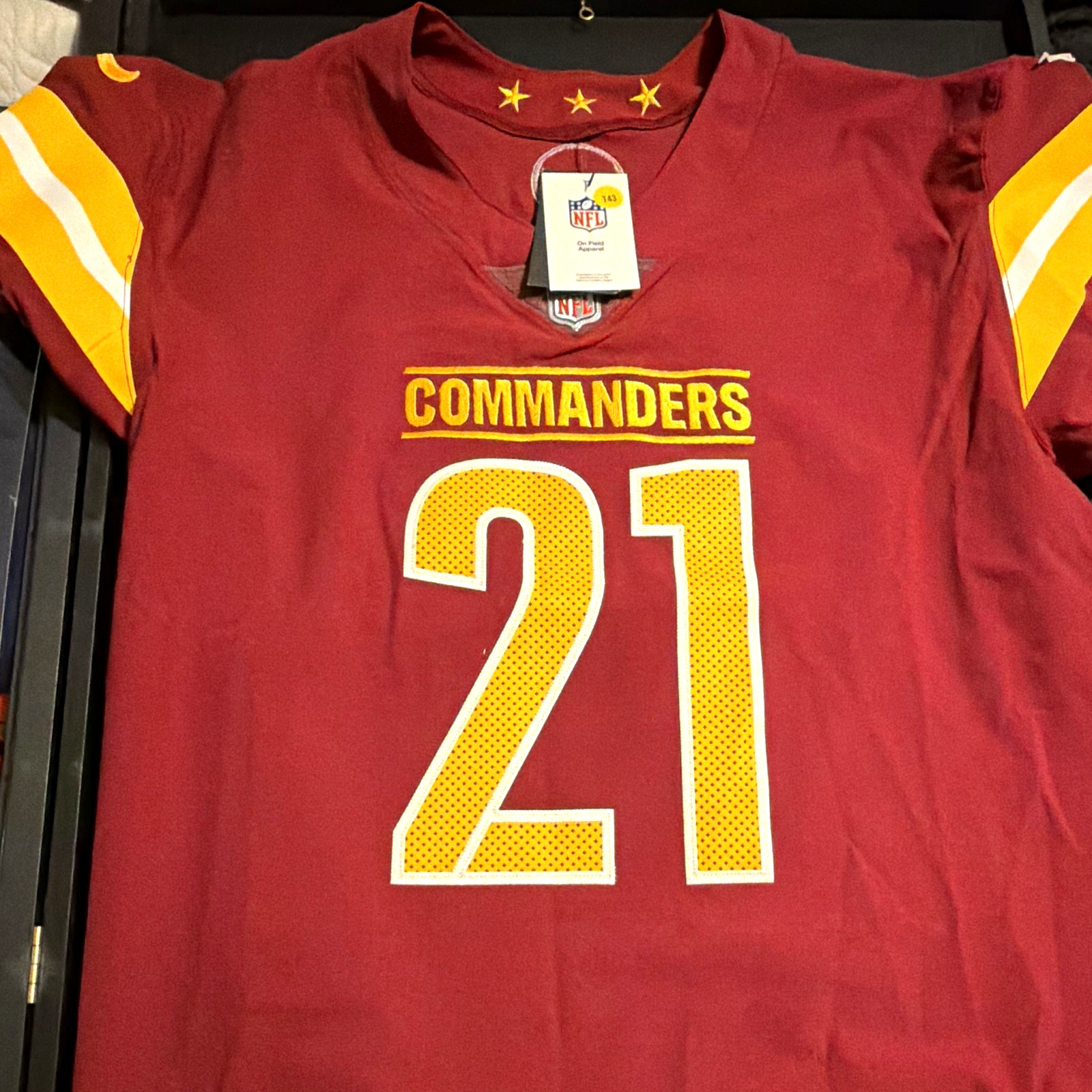 Nike Washington Commanders Taylor #21 Men\'s Jersey Size 48 Burgundy/Gold