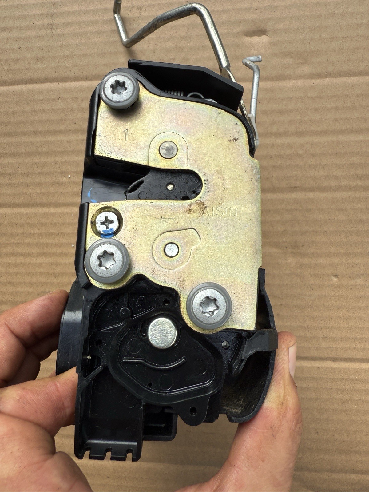 99-02 TOYOTA 4 RUNNER PASSENGER SIDE FRONT DOOR LOCK ACTUATOR ASSEMBLY TESTED 99-02 TOYOTA 4 RUNNER PASSENGER SIDE FRONT DOOR LOCK ACTUATOR ASSEMBLY TESTED