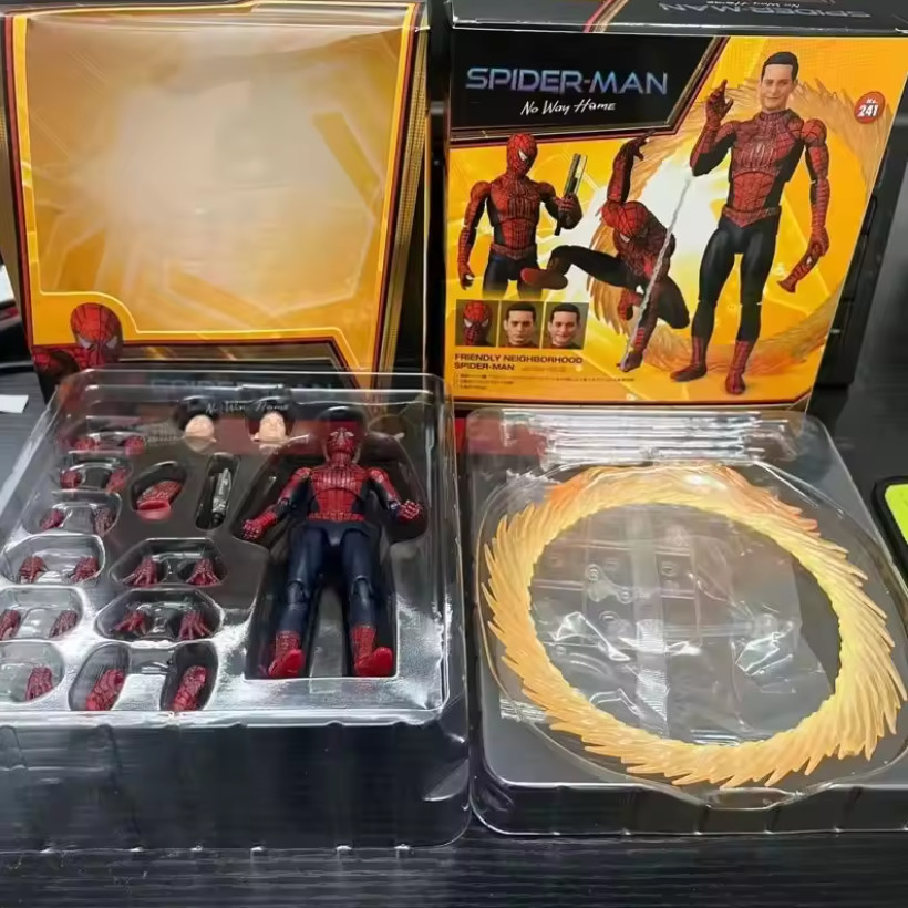 MAFEX No.241 Spider-Man Tobey Maguire Friendly Neighborhood Action Figure Toy