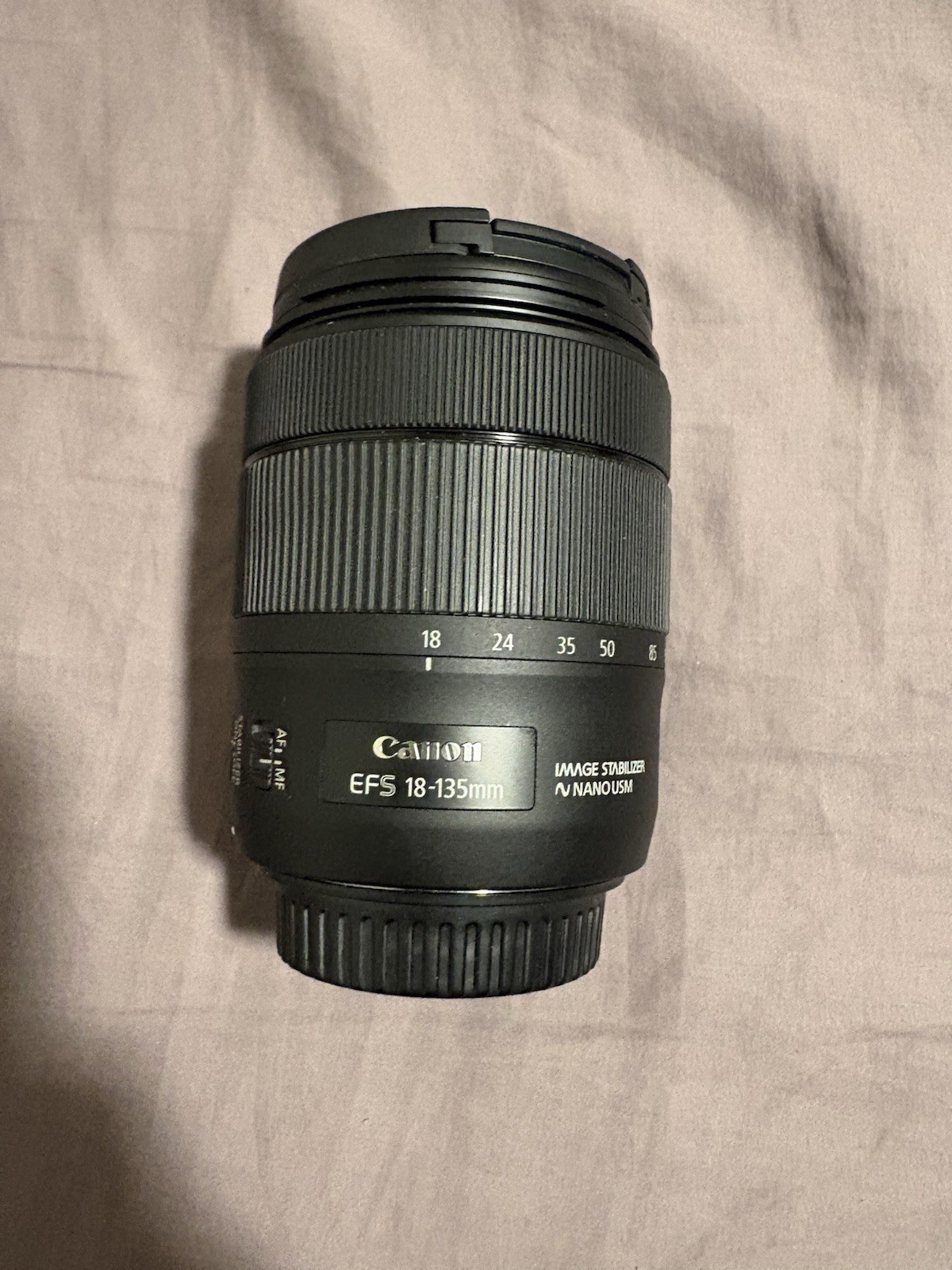 Canon 1276C002 EF S 18-135mm f/3.5 to 5.6 IS USM Standard Zoom Lens Canon 1276C002 EF S 18-135mm f/3.5 to 5.6 IS USM Standard Zoom Lens