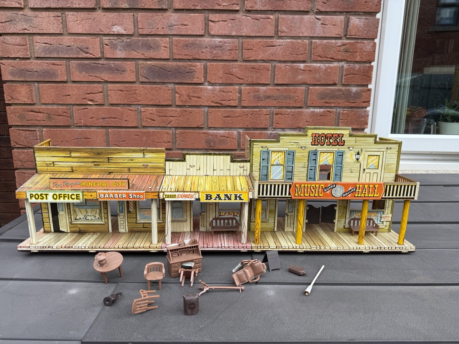 Louis Marx 1950s Tin Litho Western Town EXCELLENT Vintage Tinplate Rare