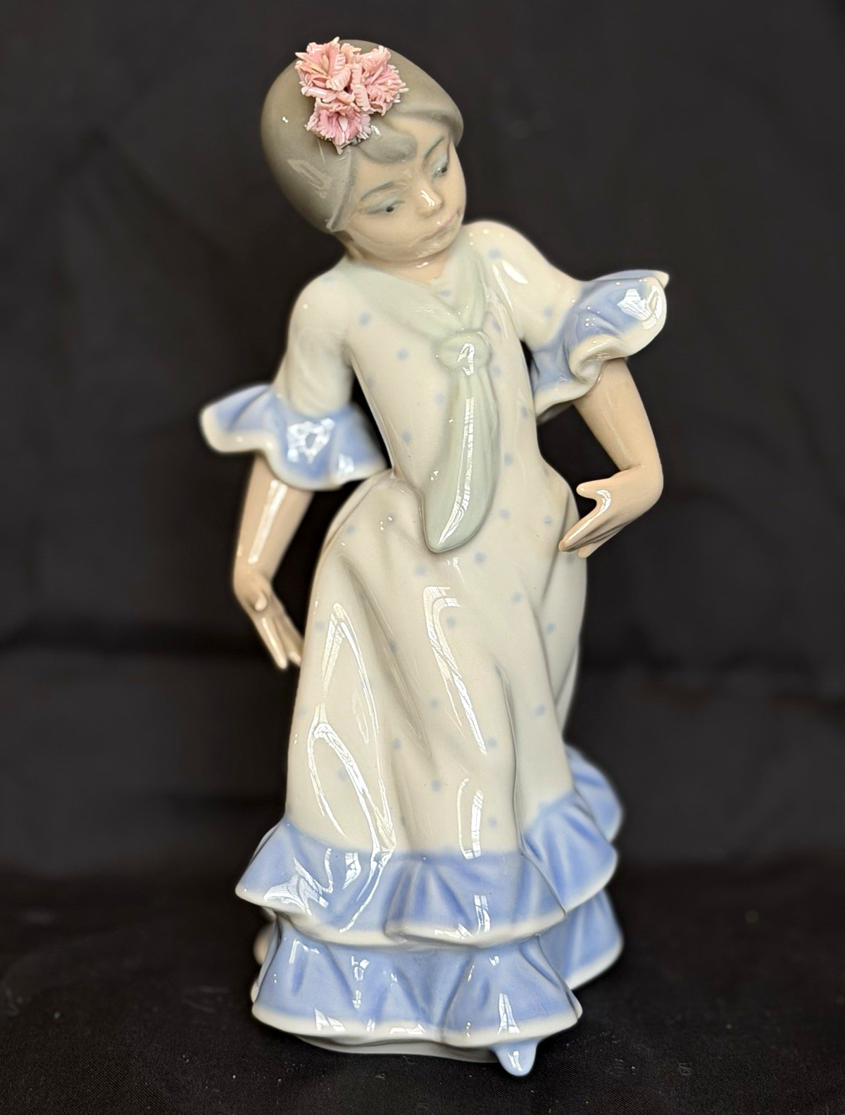 LLADRO #5193 Juanita 6.5” 1983