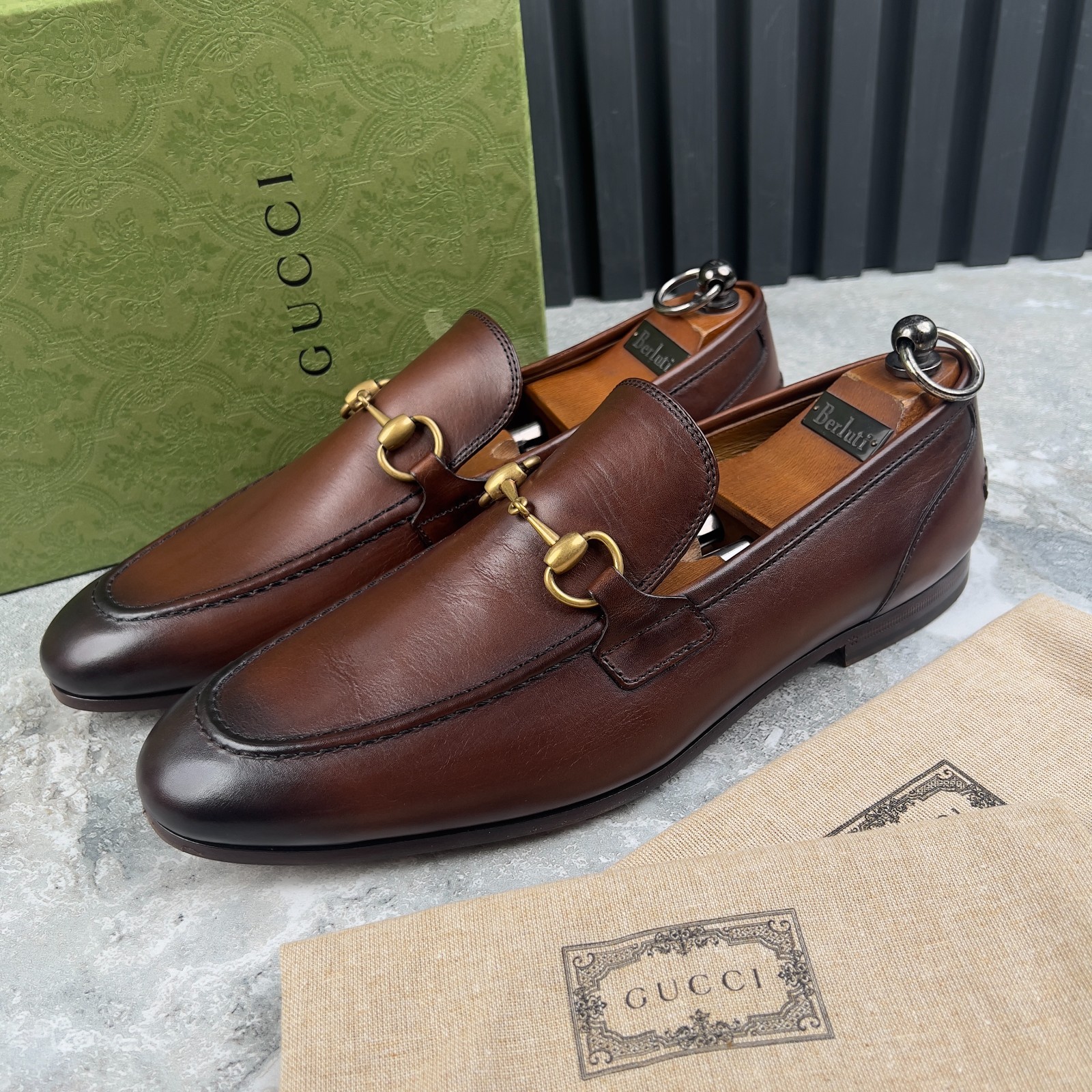 NEW Gucci Jordaan Horsebit Loafers Brown Patina Leather 8.5 G or 9 US or 42.5 EU