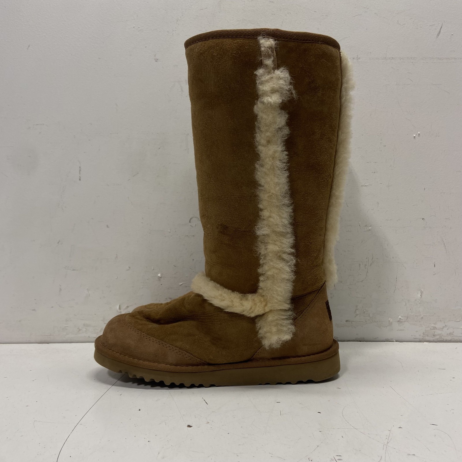 Vintage UGG Australia Sunburst Tall Chestnut Suede Shearling Boots Size 4