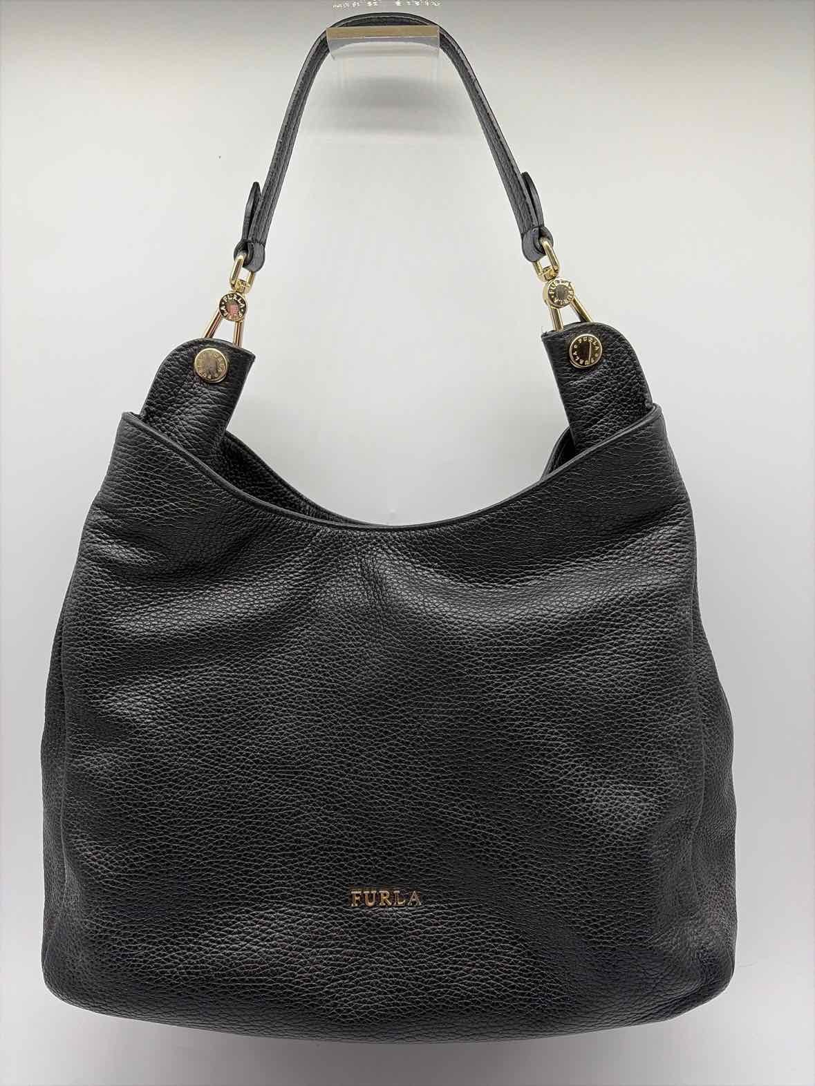 Pre-Owned Furla Black Shoulder Bag Shoulder Bag Pre-Owned Furla Black Shoulder Bag Shoulder Bag
