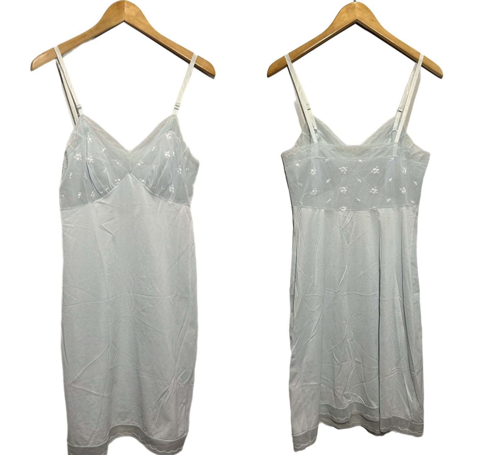 Vintage 1940’s Seamprufe Slip Women’s Light Blue Intimates Sleeveless 17x34