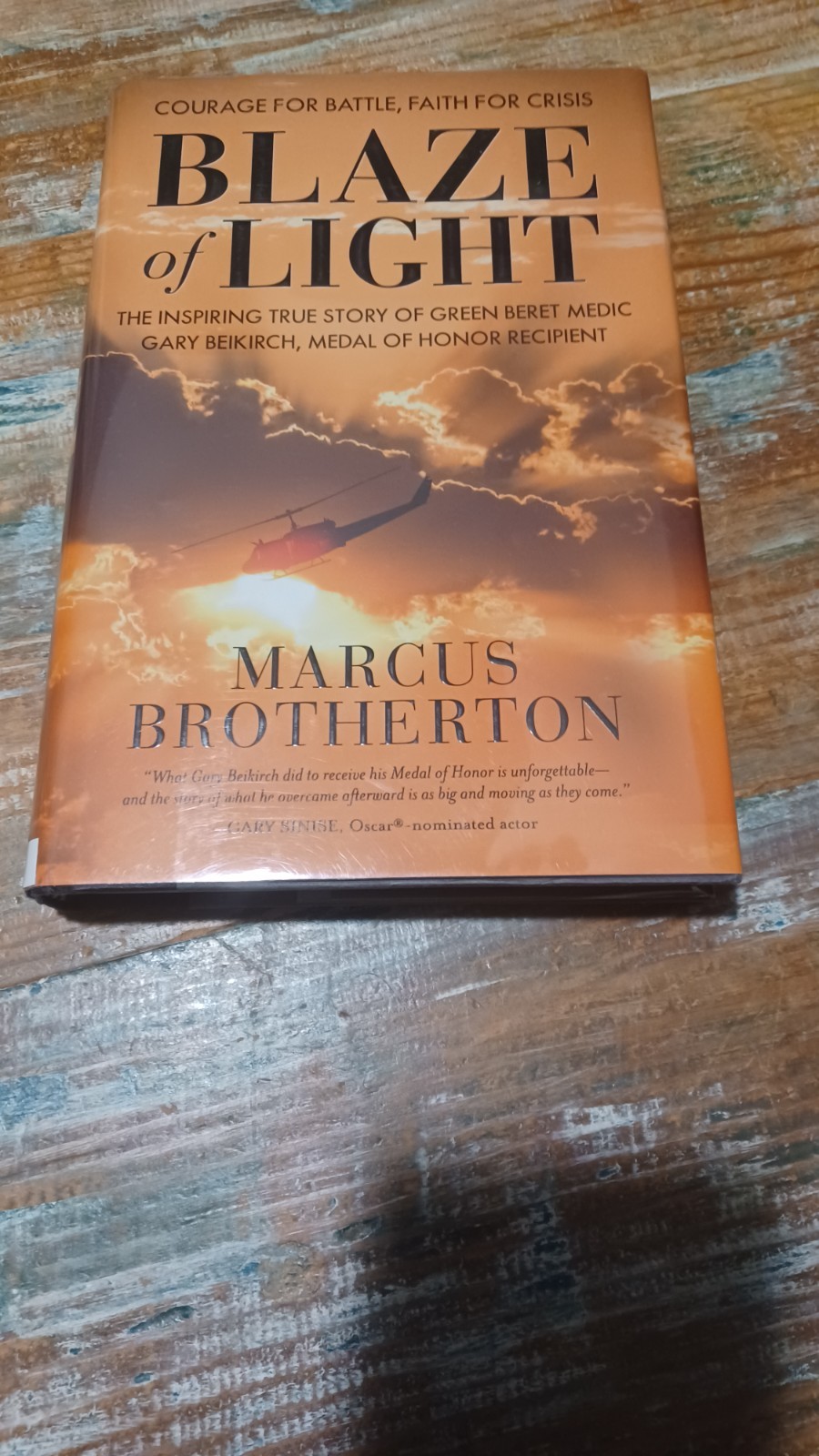 Blaze of Light: The Inspiring True Story of Green Beret Medic SIGNED MOH Rare Blaze of Light: The Inspiring True Story of Green Beret Medic SIGNED MOH Rare