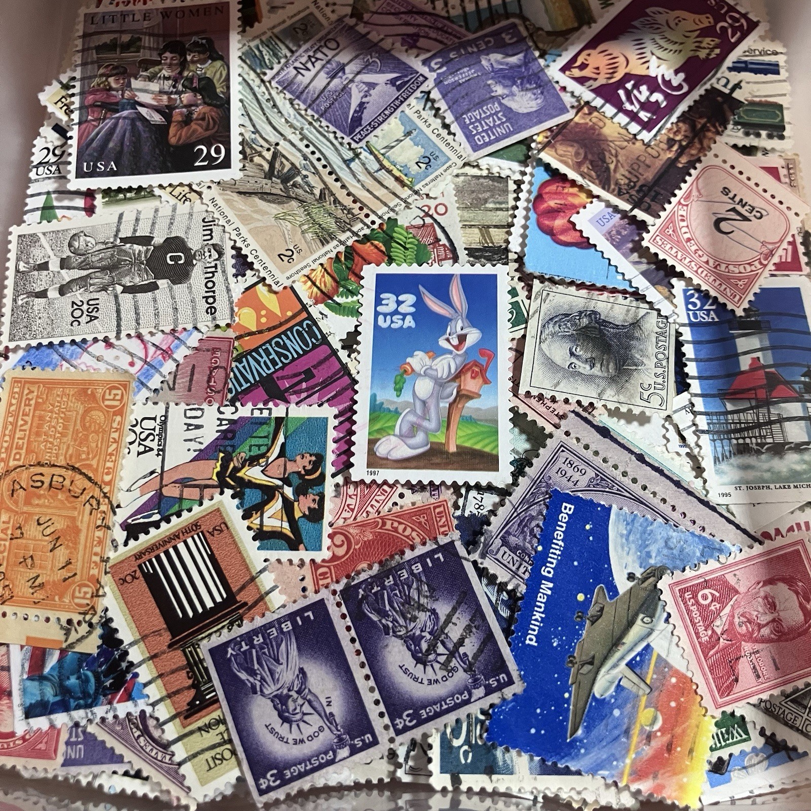 Vintage U.S. Stamp Lot - Historic Lot of 25 Stamps - No Duplicates