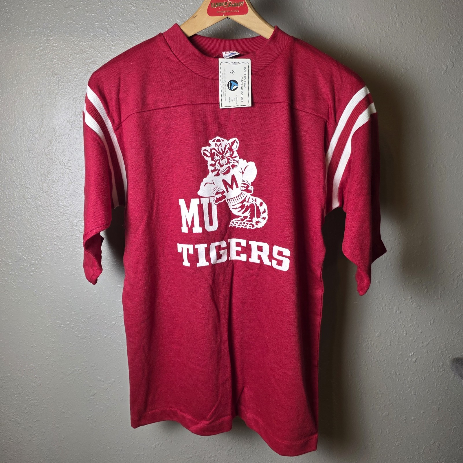 True Vintage Missouri Tigers 70s 80s Shirt Medium NWT Rare NCAA collegiate True Vintage Missouri Tigers 70s 80s Shirt Medium NWT Rare NCAA collegiate